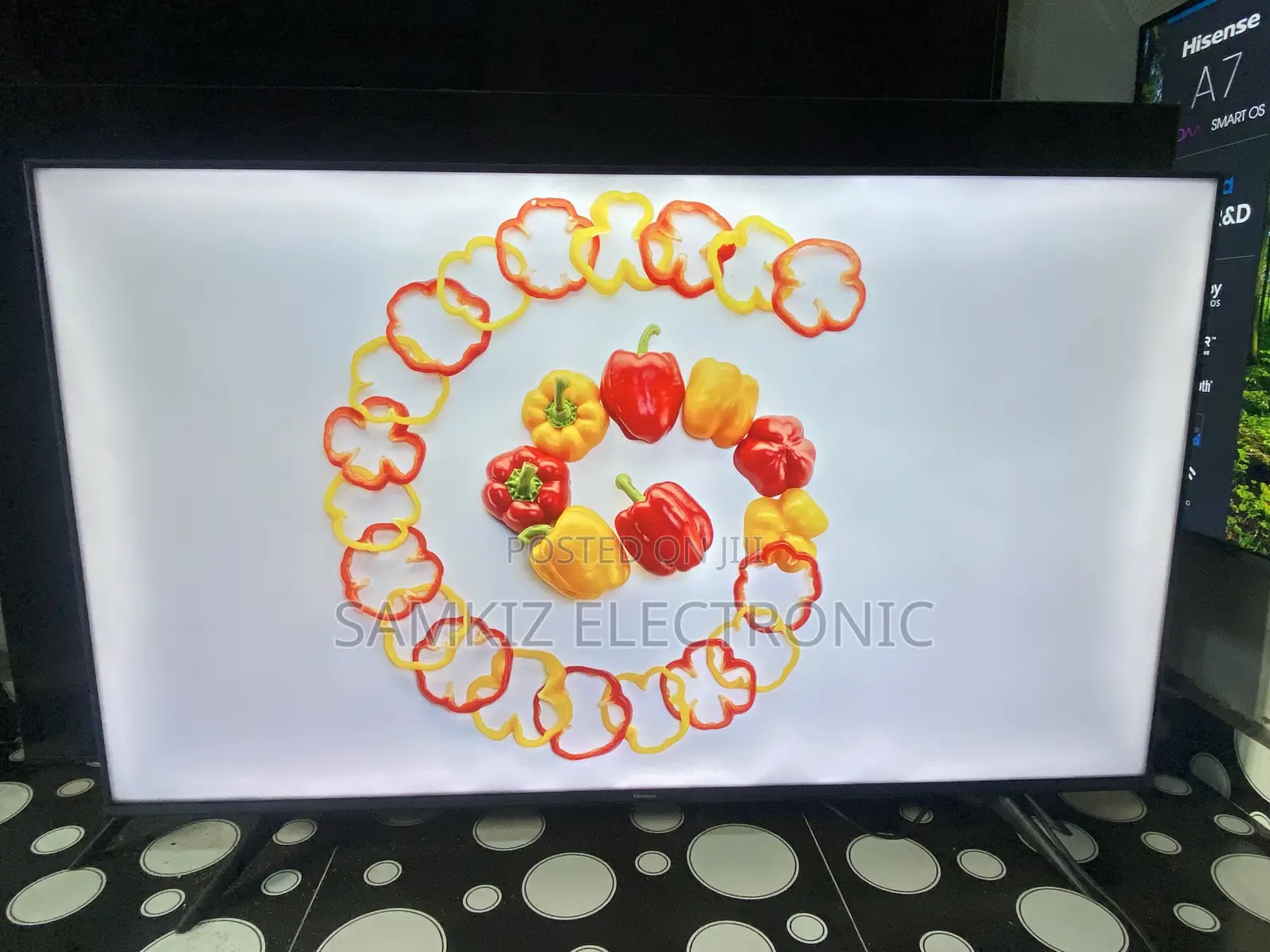 Hisense 58 Inch Vidaa Smart Uhd Frameless Tv With Free Netflix