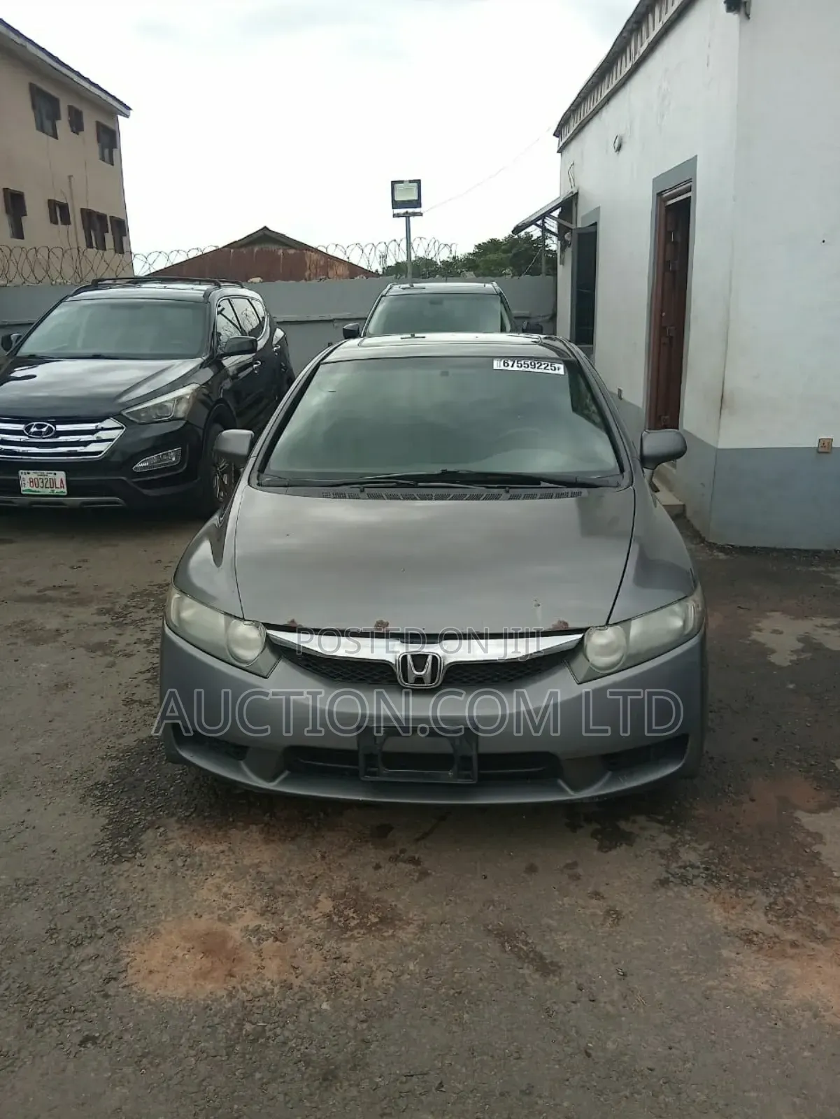Honda Civic 1.8 5 Door Automatic 2010 Gray