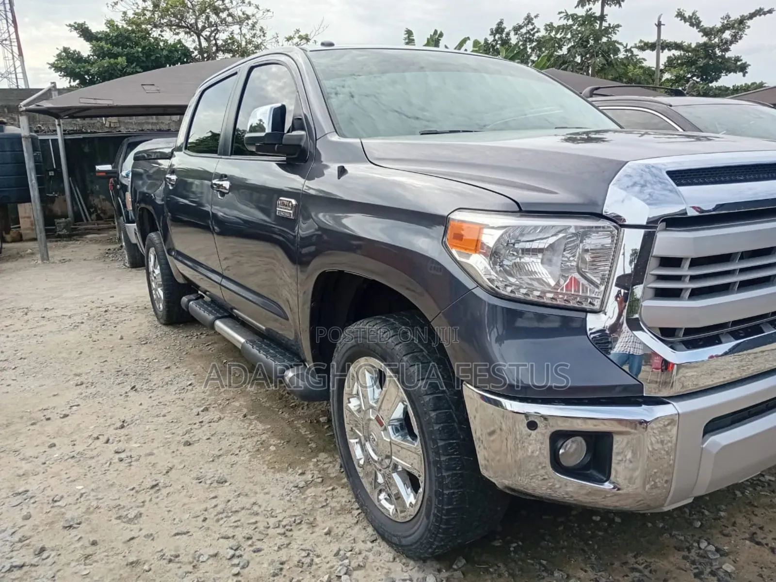 Toyota Tundra 2015 Gray