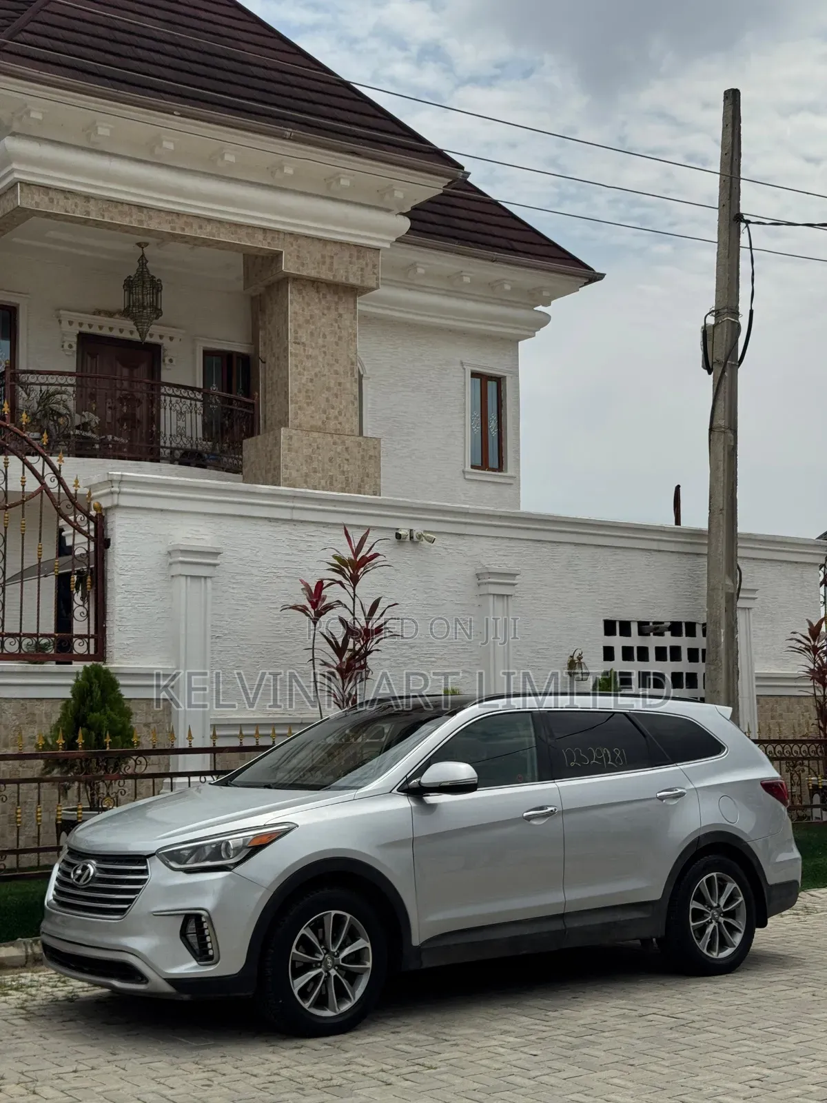 Hyundai Santa Fe Limited AWD 2017 Silver