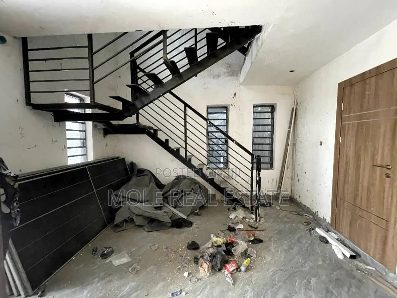 Furnished 4bdrm Duplex in Gbagada for sale