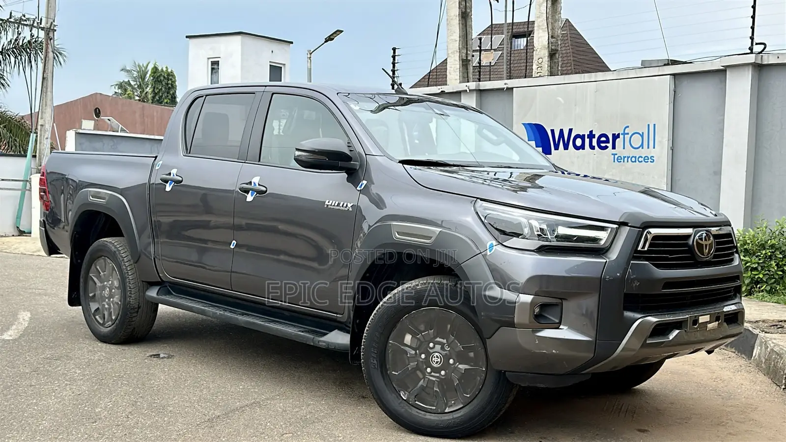 Toyota Hilux Revo Double Cab Deisel 2.8 AWD 2022 Gray