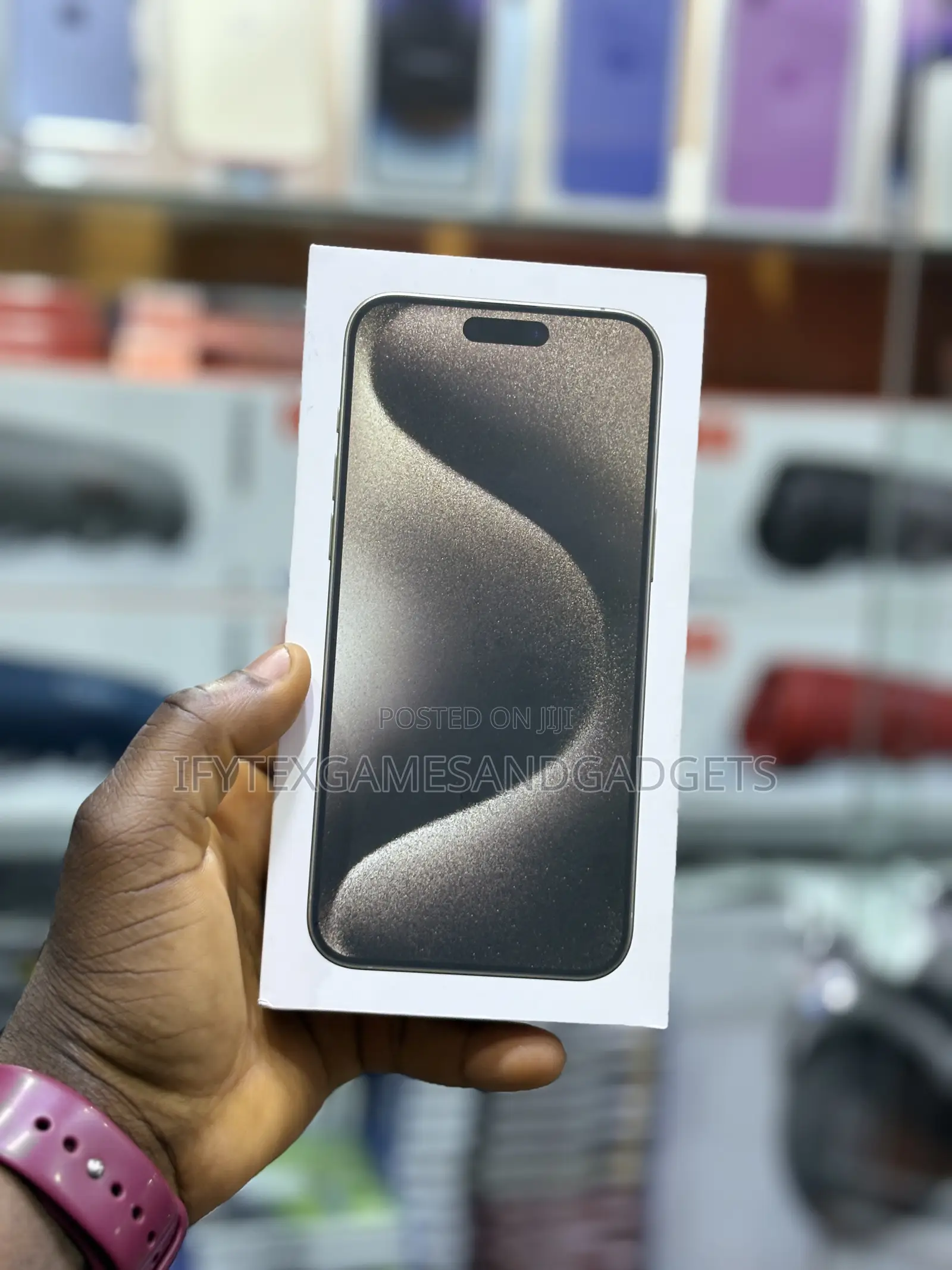 New Apple iPhone 15 Pro Max 256 GB Black