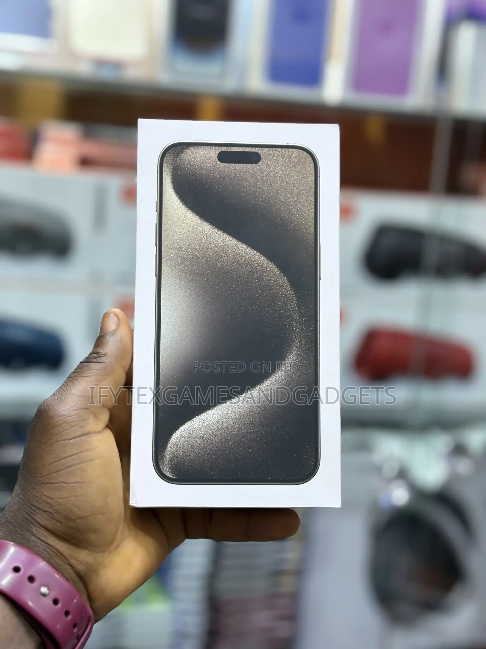 New Apple iPhone 15 Pro Max 256 GB Black