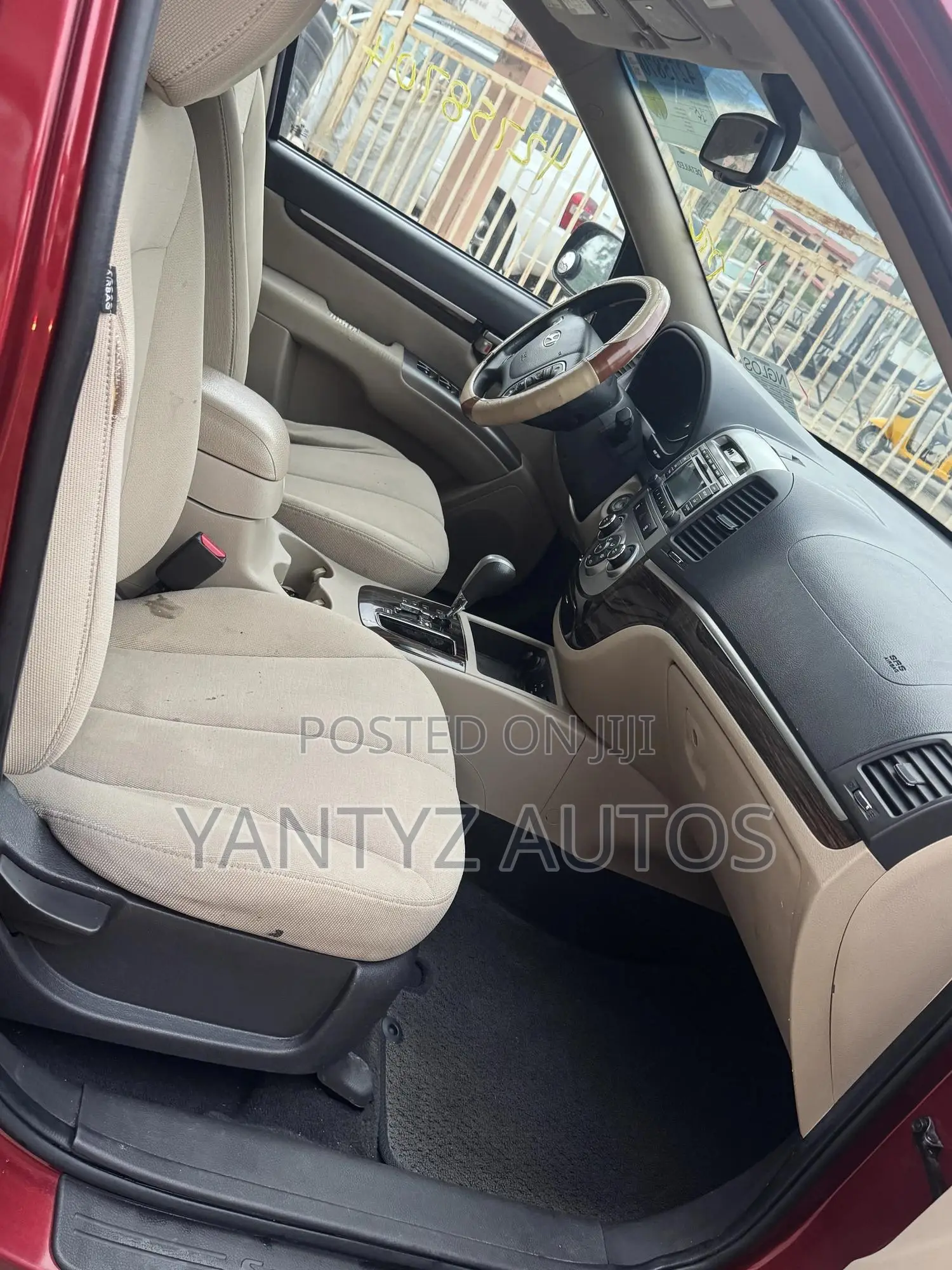 Hyundai Santa Fe SE 2010 Red