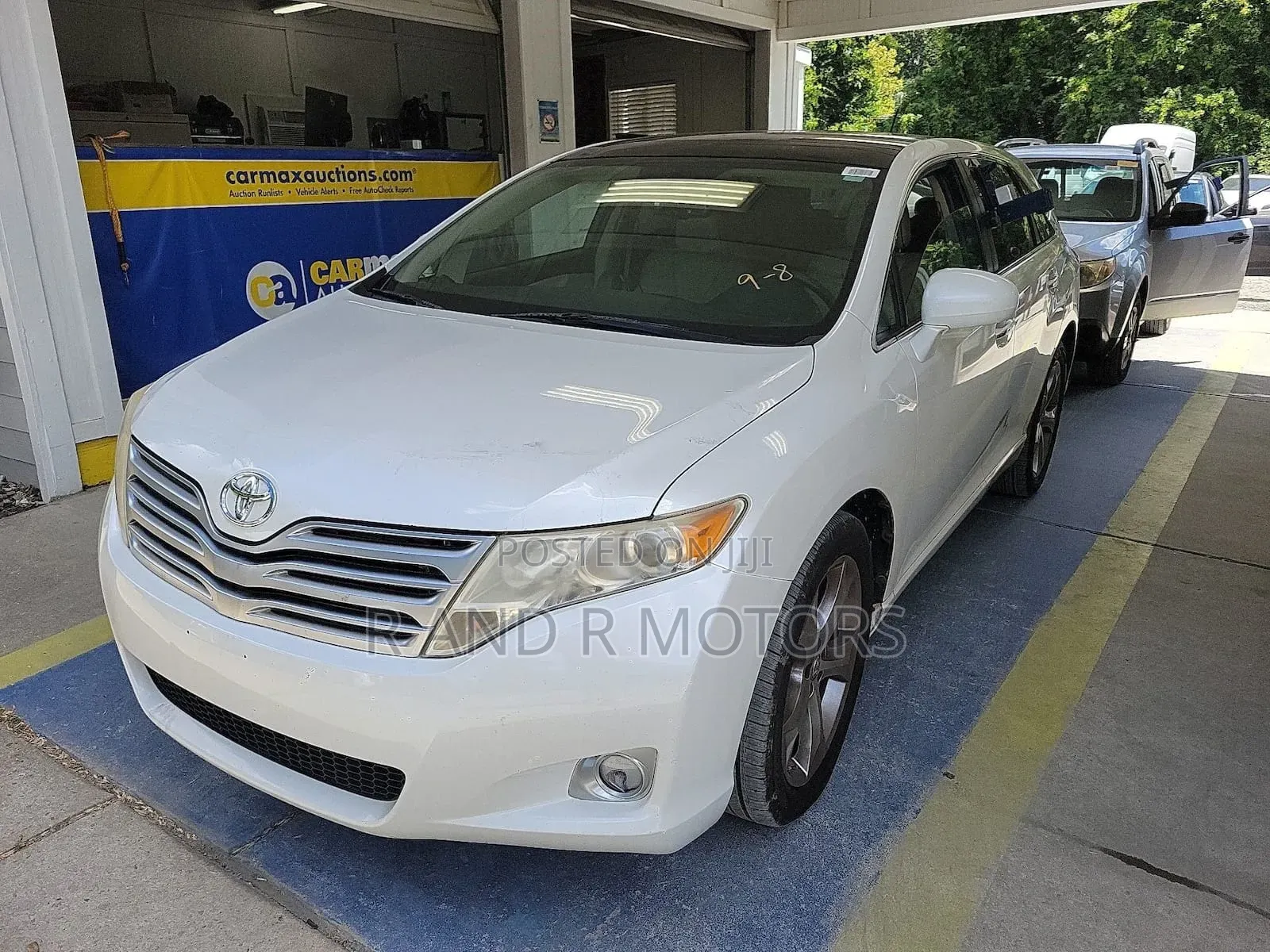 Toyota Venza 2010 White
