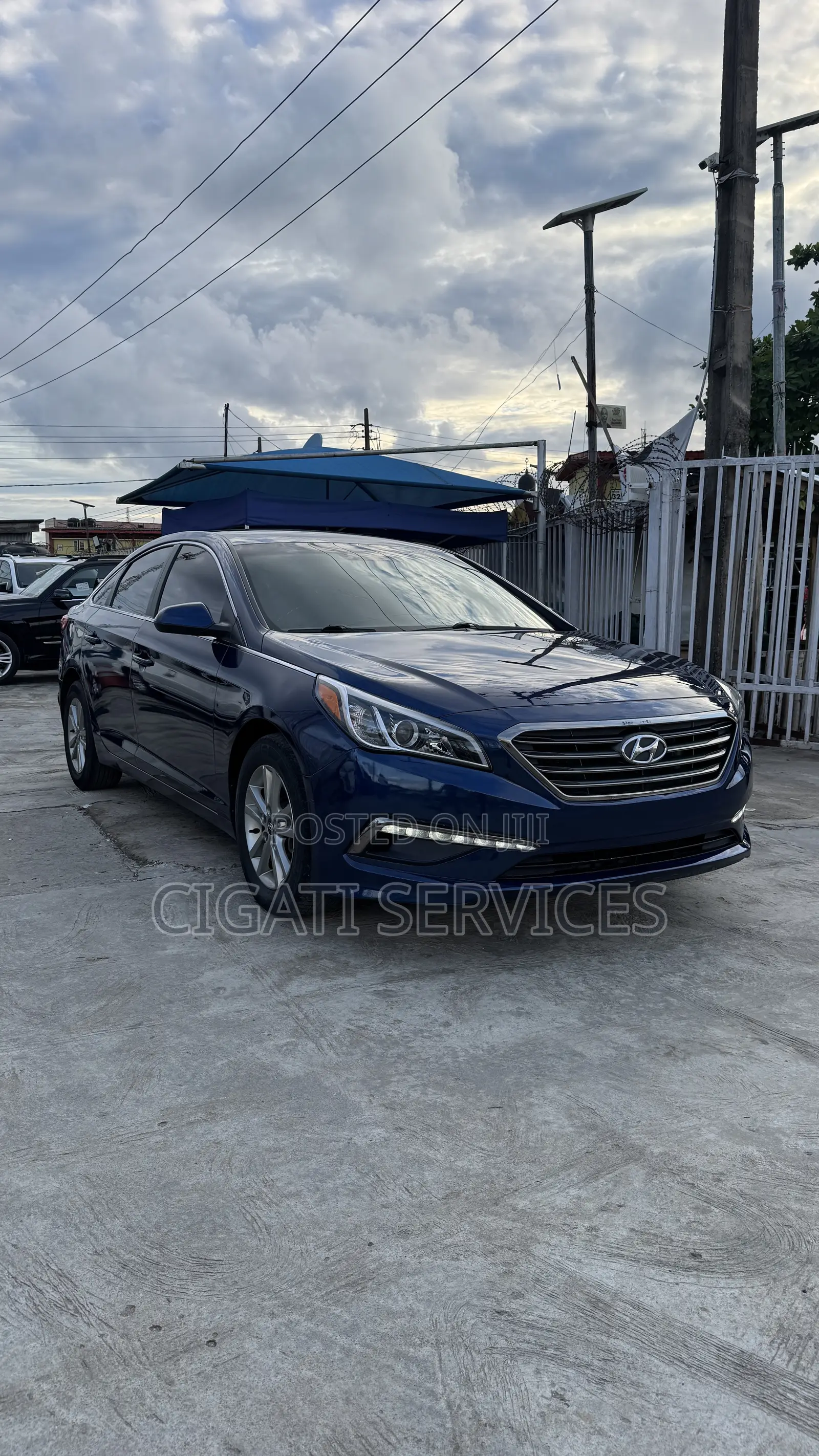 Hyundai Sonata Base Sedan FWD (2.4L 4cyl 6A) 2017 Blue