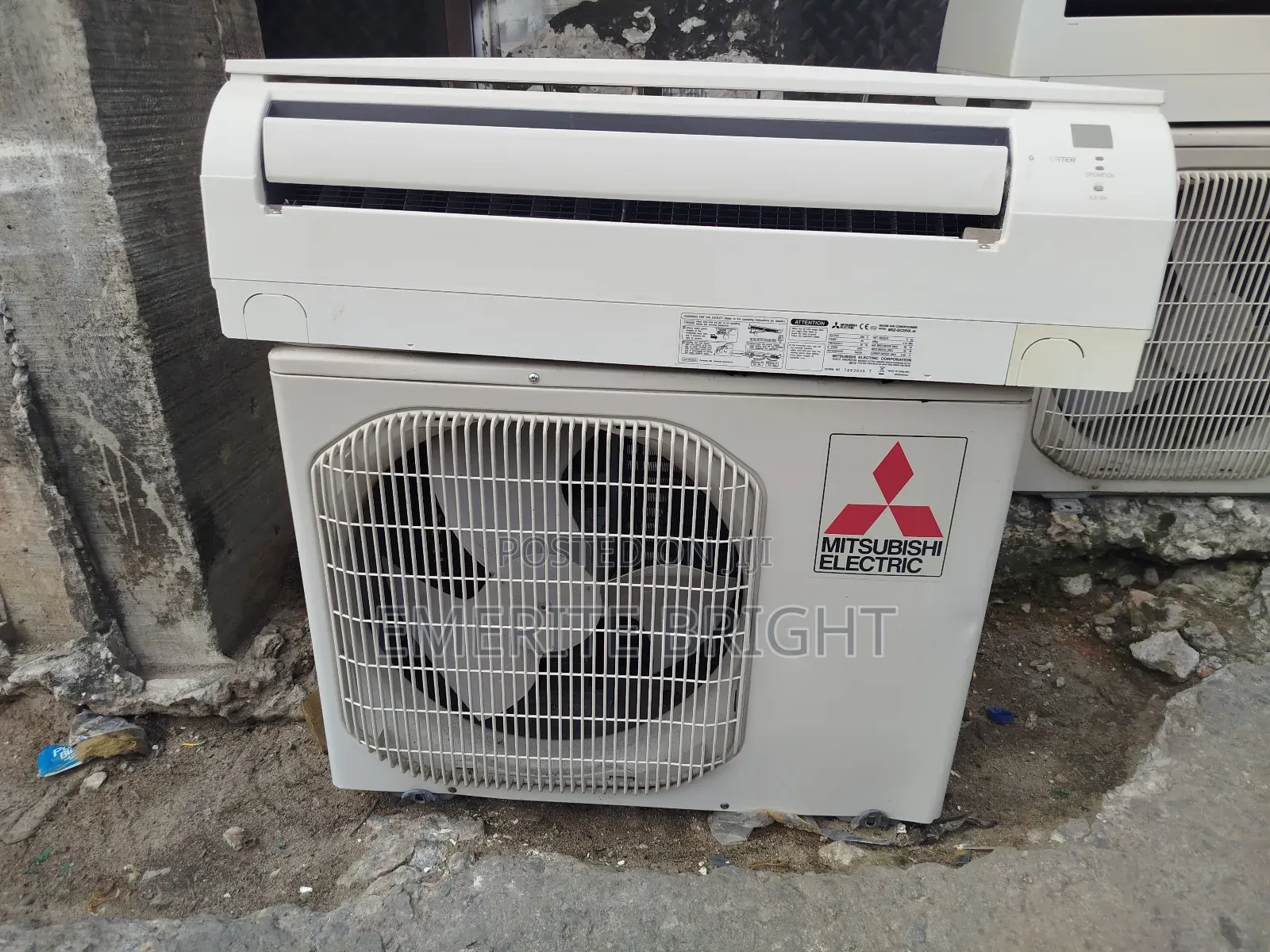 Mitsubishi Inverter 1 .5hp Wit Gass