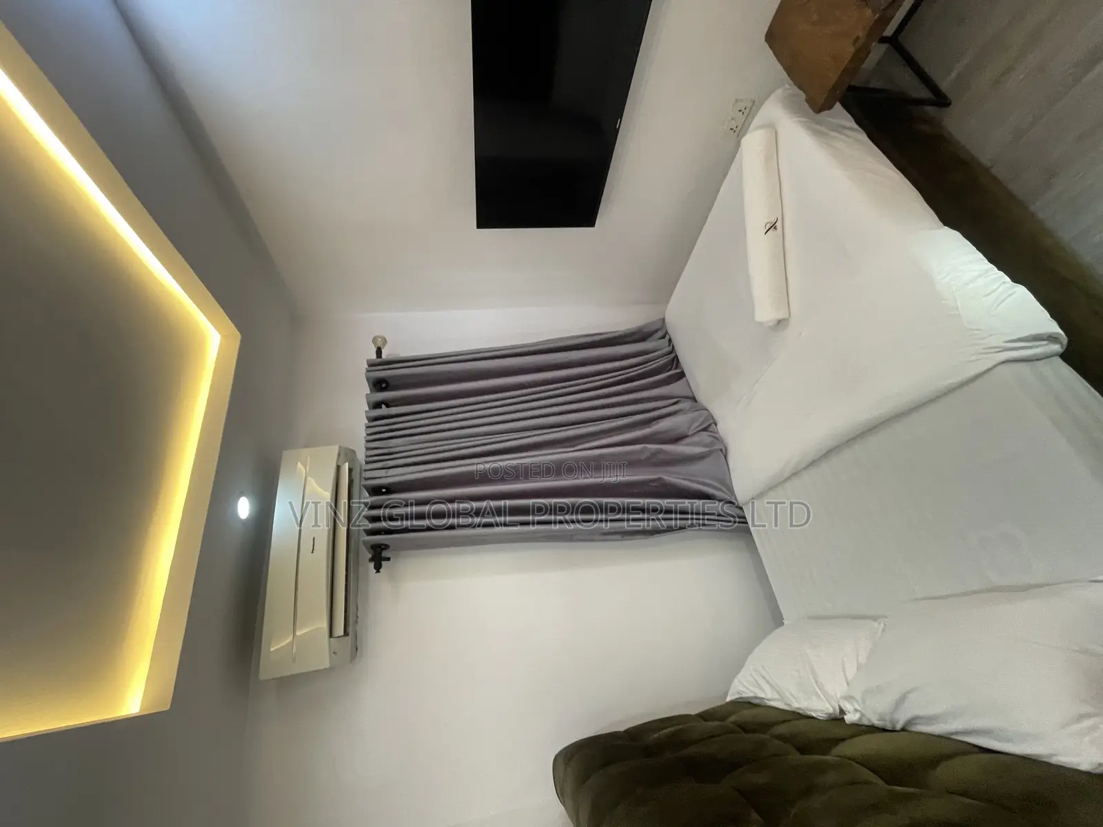 Luxury (Studio) Apartment With Snooker Board Swimming Pool