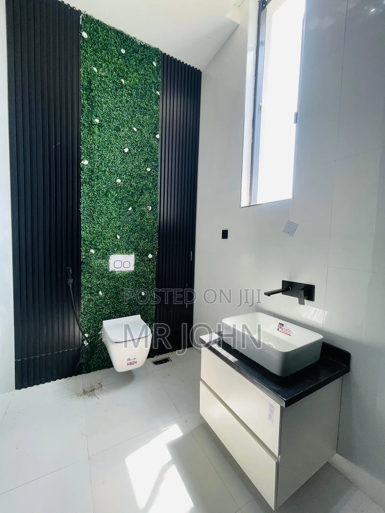 6bdrm Mansion in Chevron, Lekki for sale