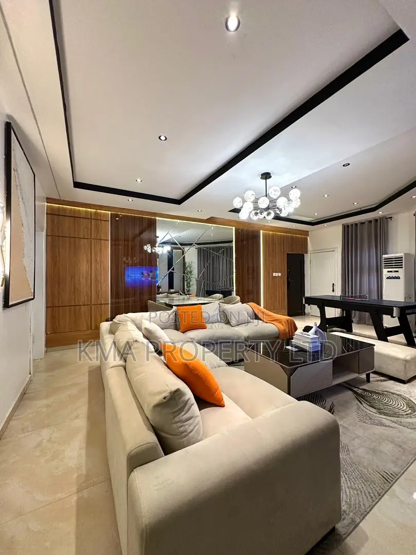 Luxurious 3 Bedroom Apartment With Snooker/Tennis Table