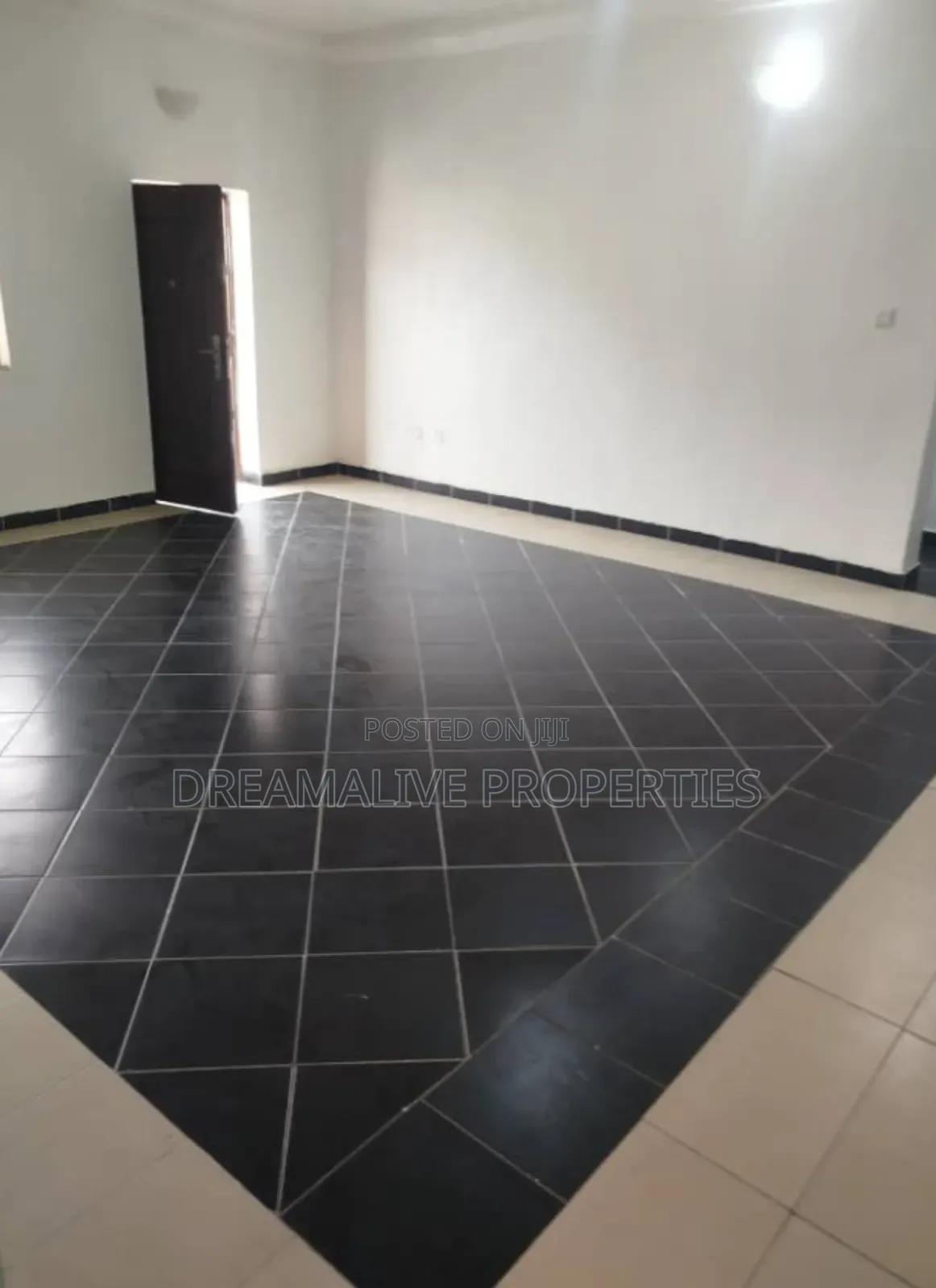 2bdrm Apartment in Wuse 2 for rent