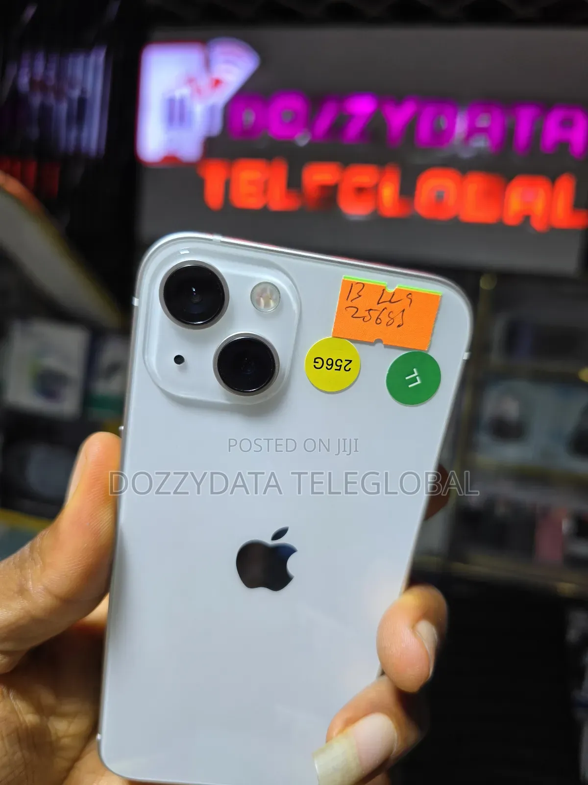 Apple iPhone 13 256 GB