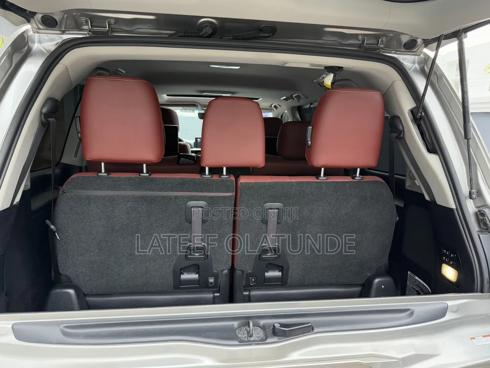 Lexus LX 570 AWD 2016 Gray
