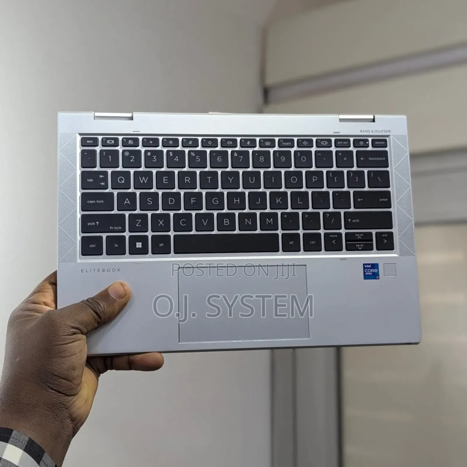 New Laptop HP EliteBook x360 1040 G9 16GB Intel Core i5 SSD 140GB