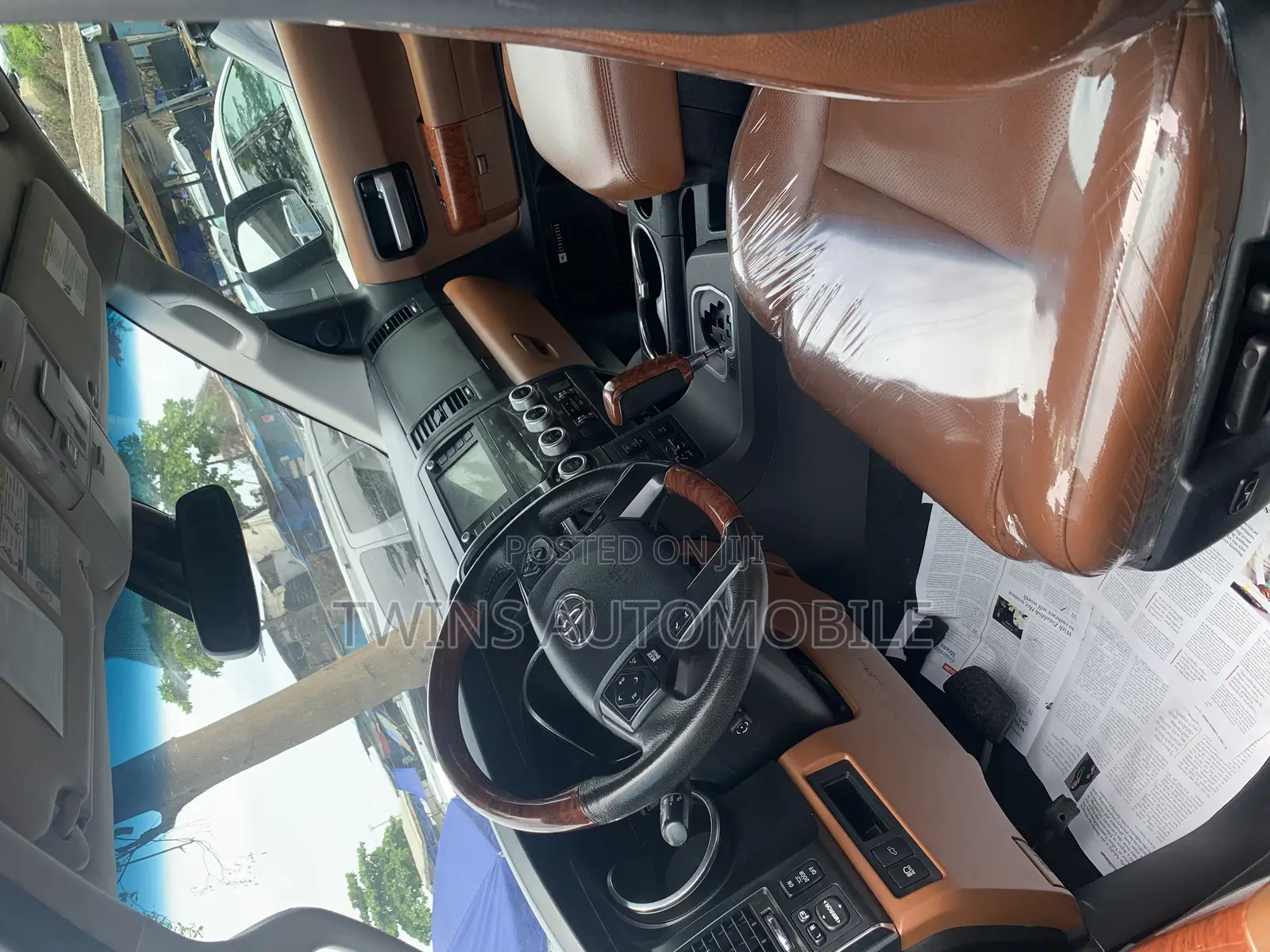 Toyota Sequoia Platinum 2022 Black