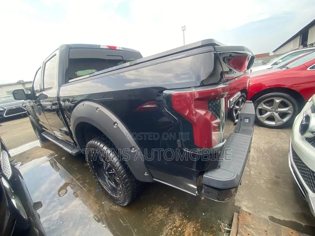 Ford F-150 XLT 4dr SuperCab 4WD 6.5 ft. SB (3.5L 6cyl 6A) 2015 Black