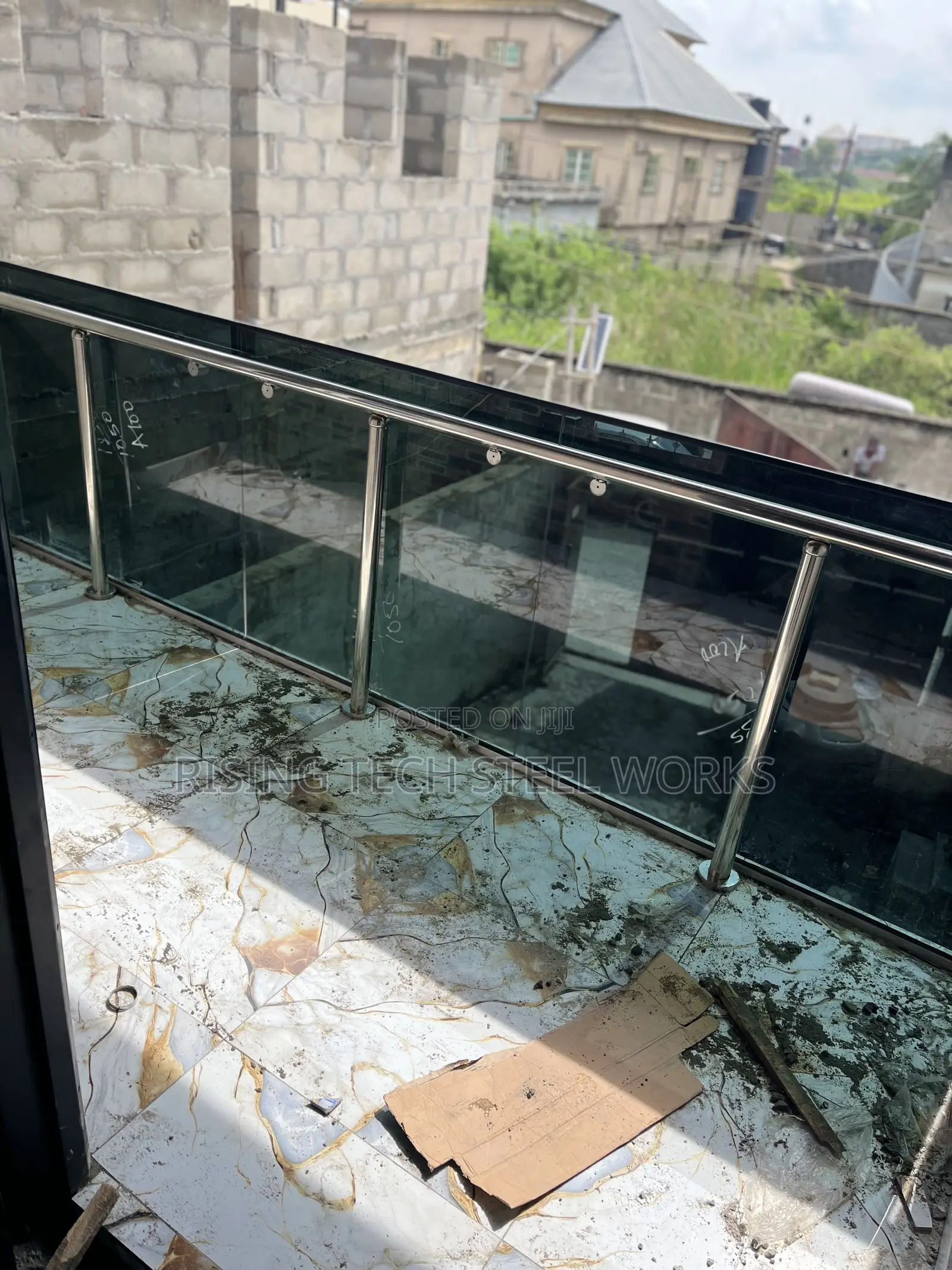 Glass Bankonly 10mm Thickness