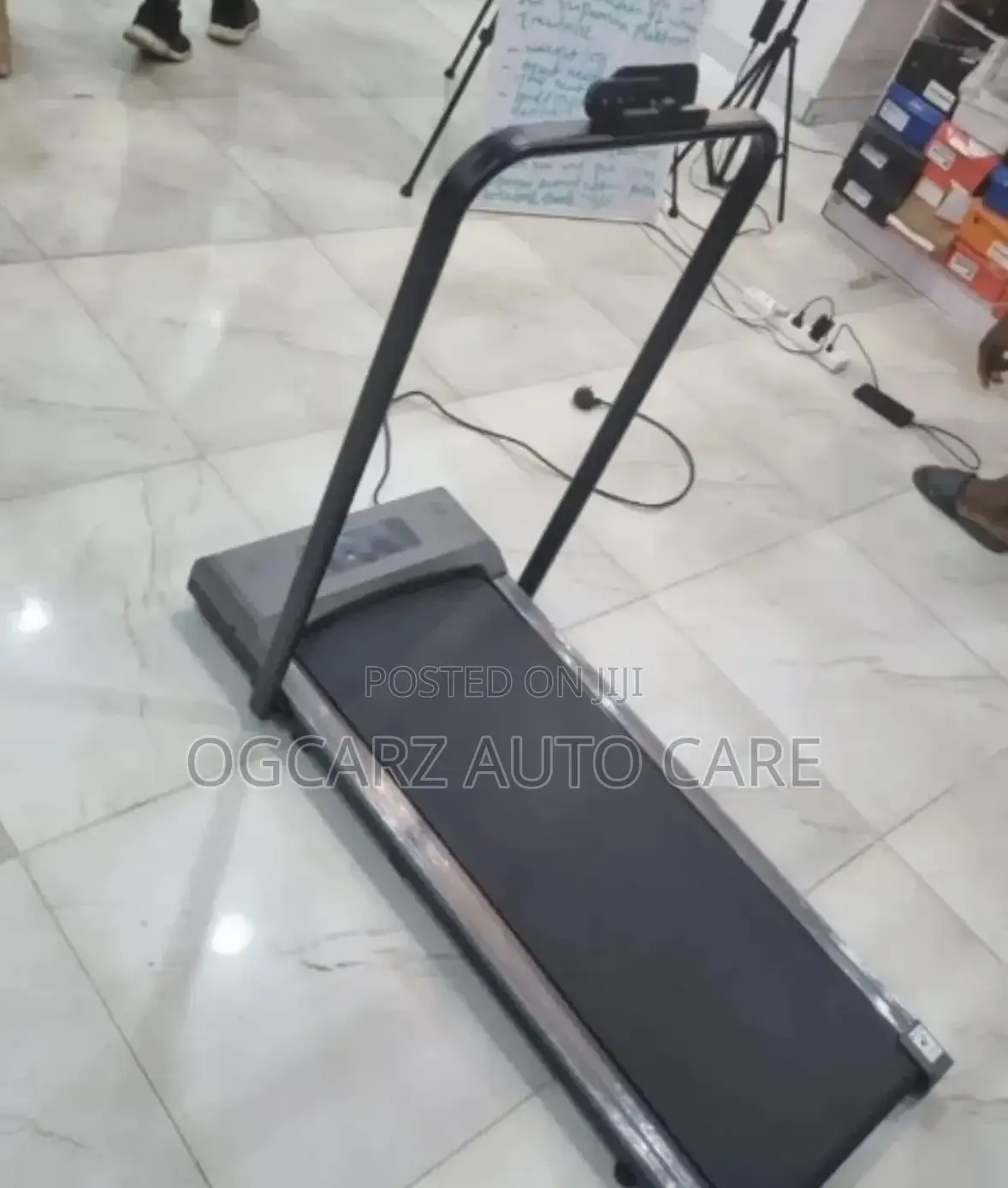 3.0hp Power Treadmill Available : Load Capacity 200kg
