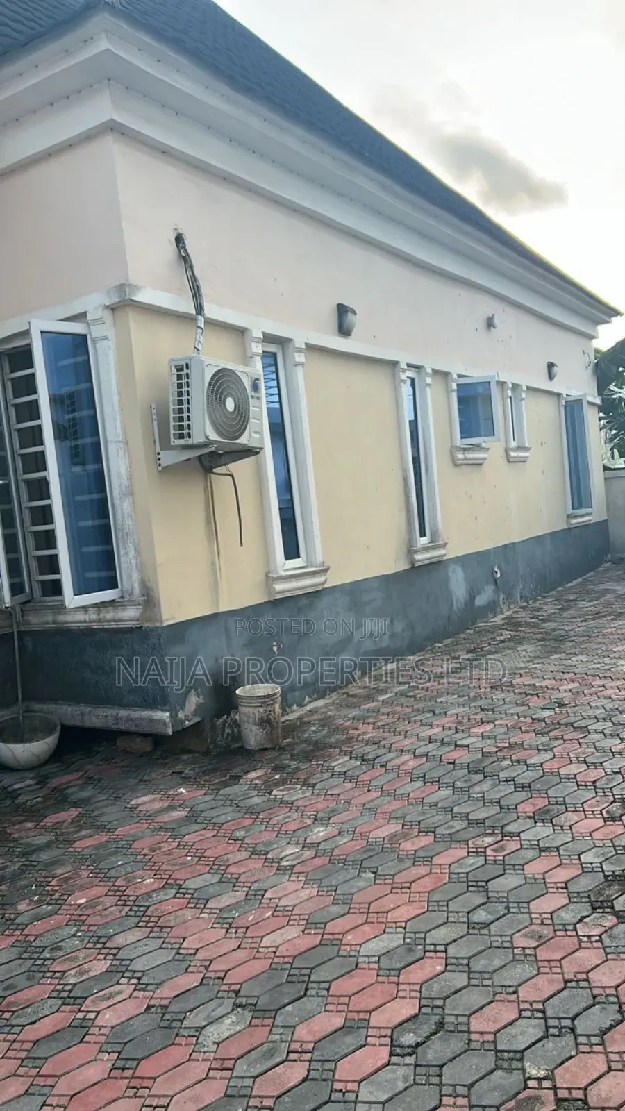 3bdrm Bungalow in Oakland Garden, Sangotedo for sale