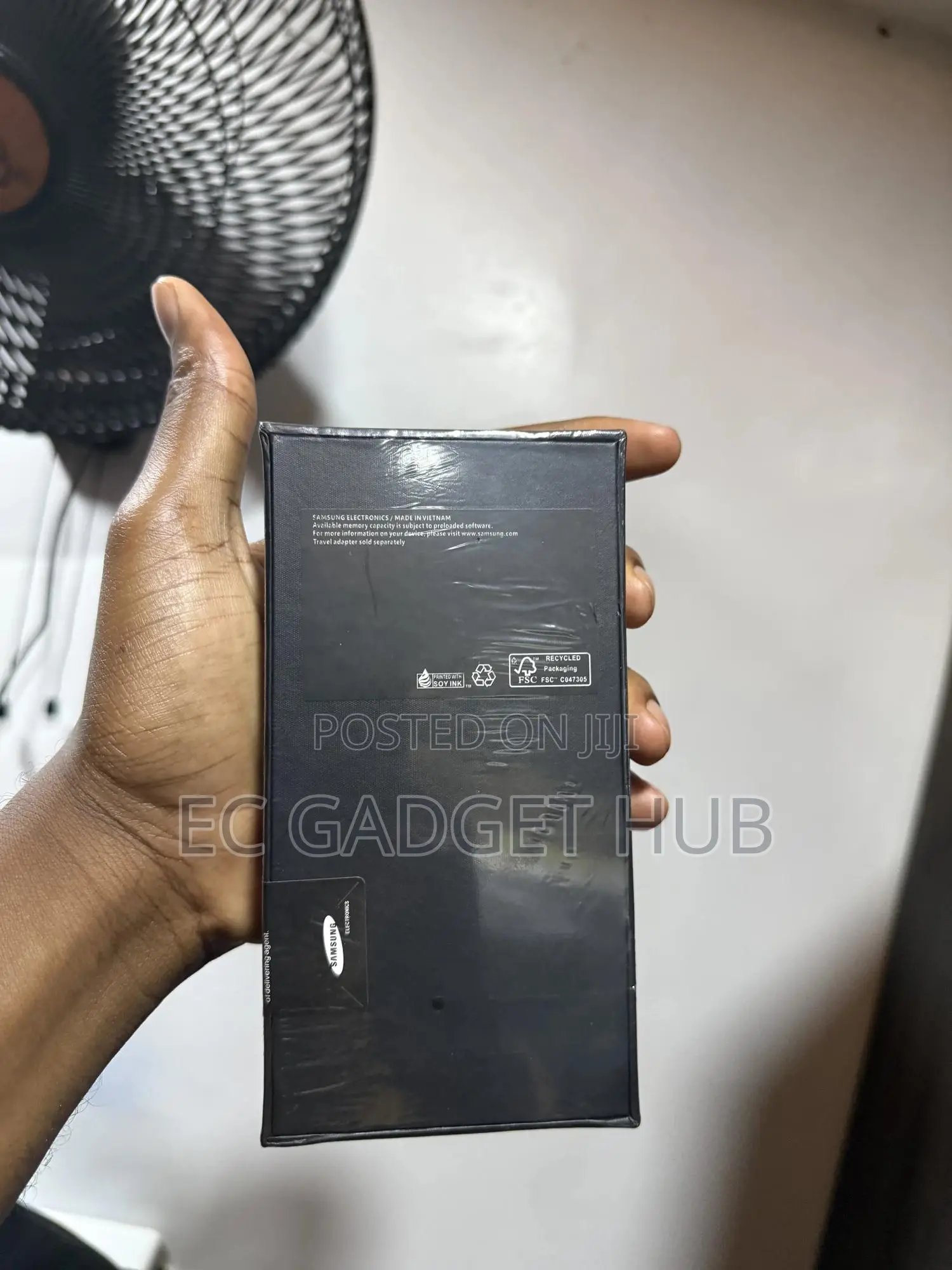 New Samsung Galaxy S21 5G 128 GB Black