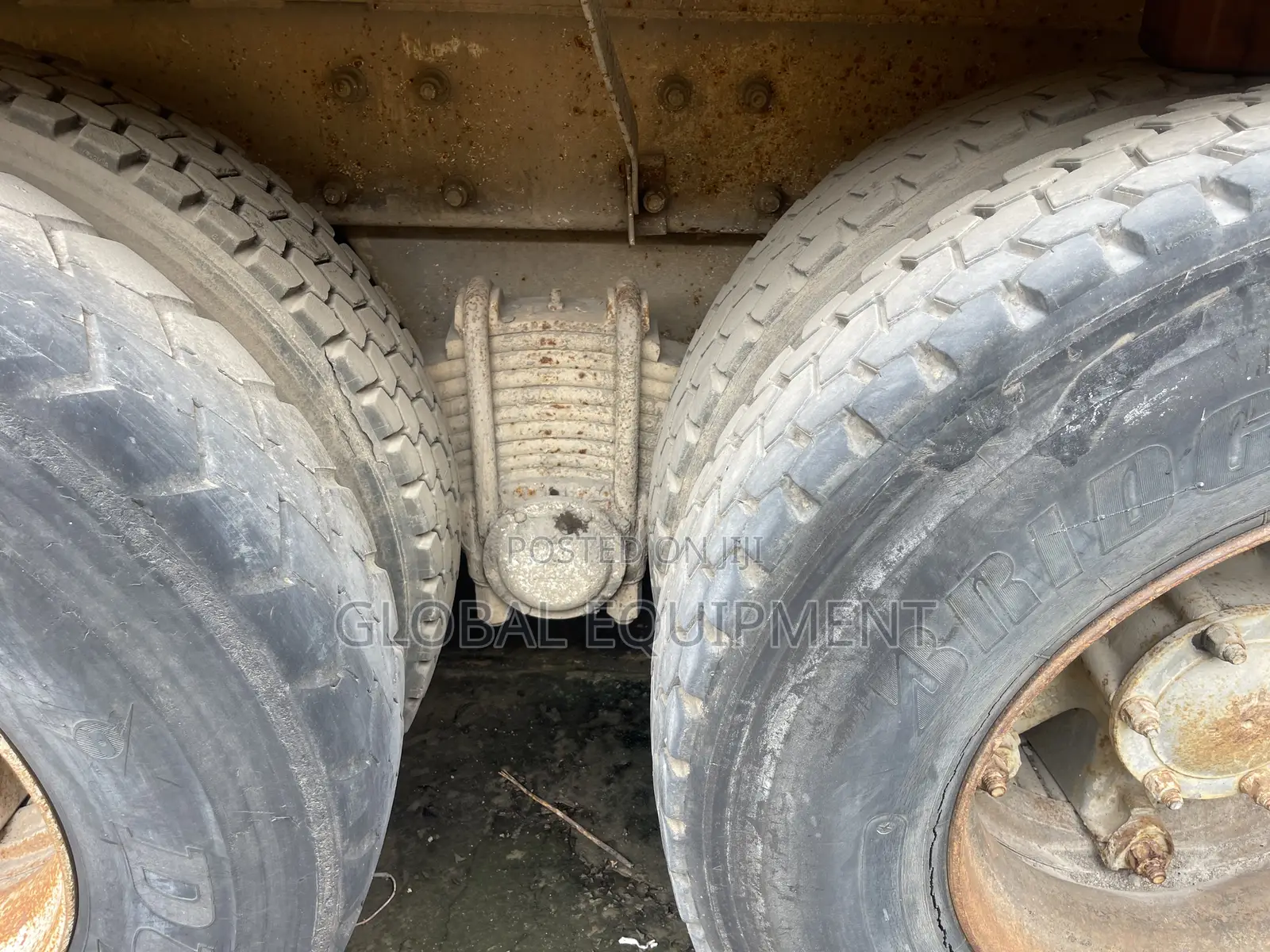 Mack Tow Truck