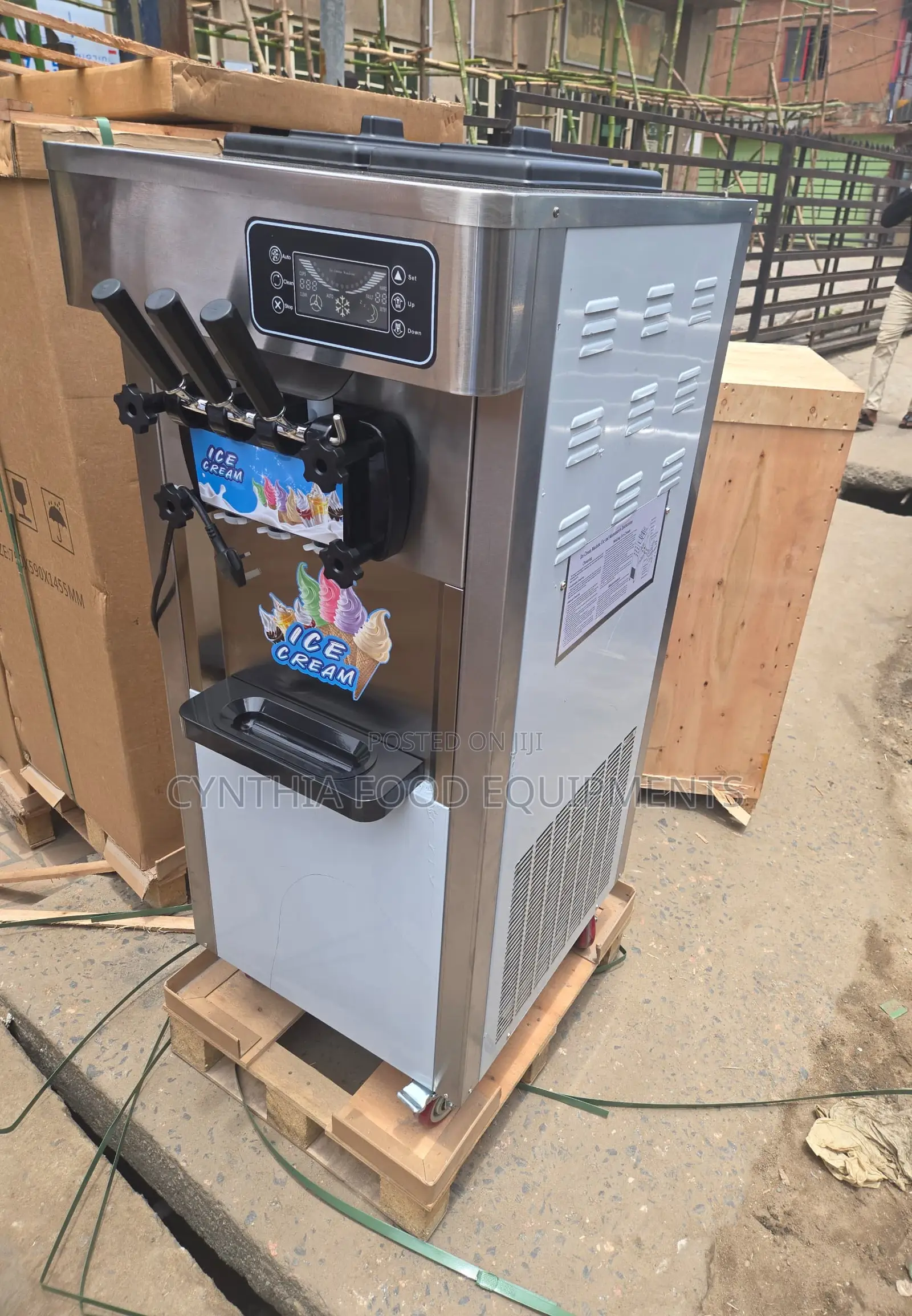 Standing Soft Ice Cream Machine (25l/H)