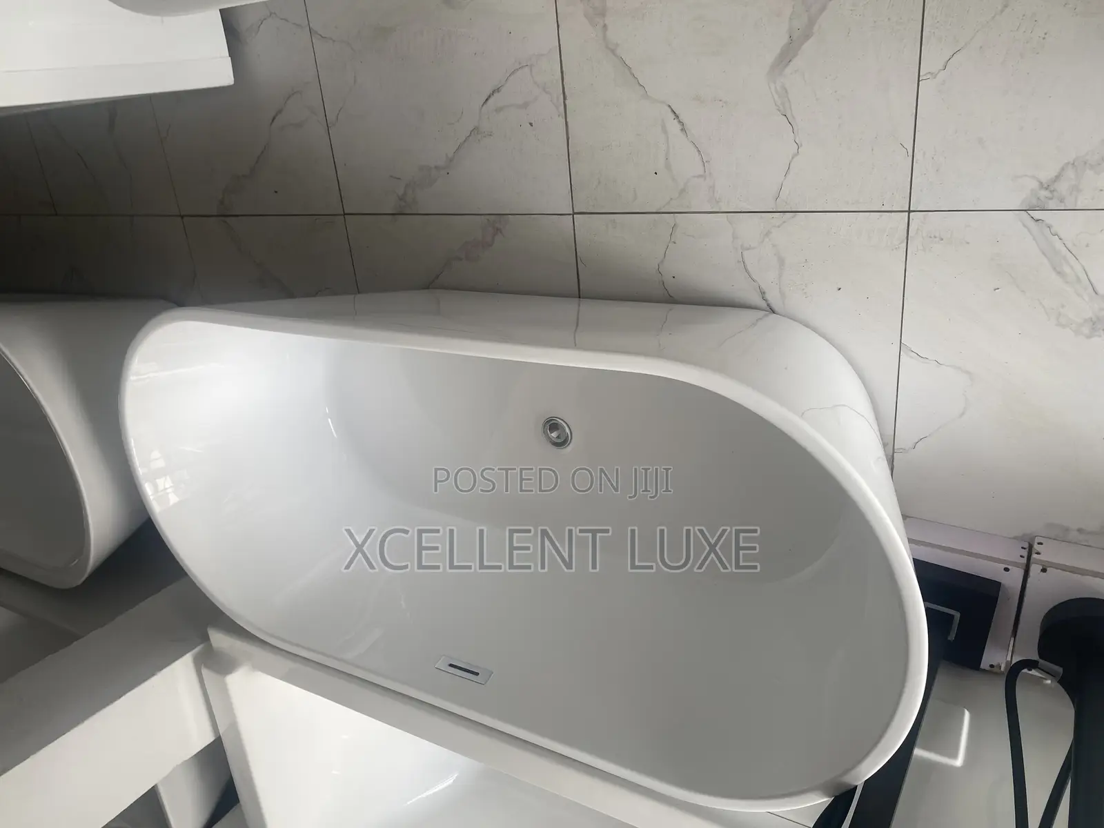 Acrylic Free Standing Bathtub