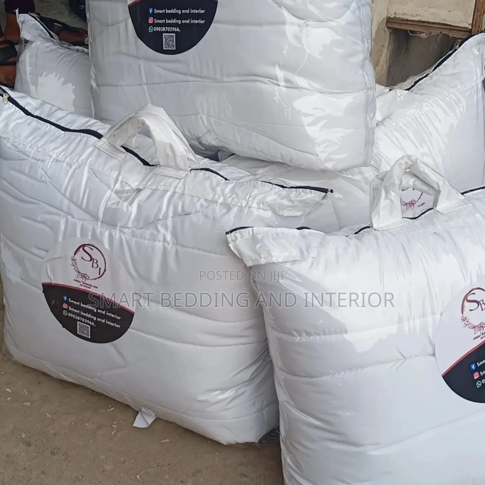Royal American Bedsheets and Duvet Set