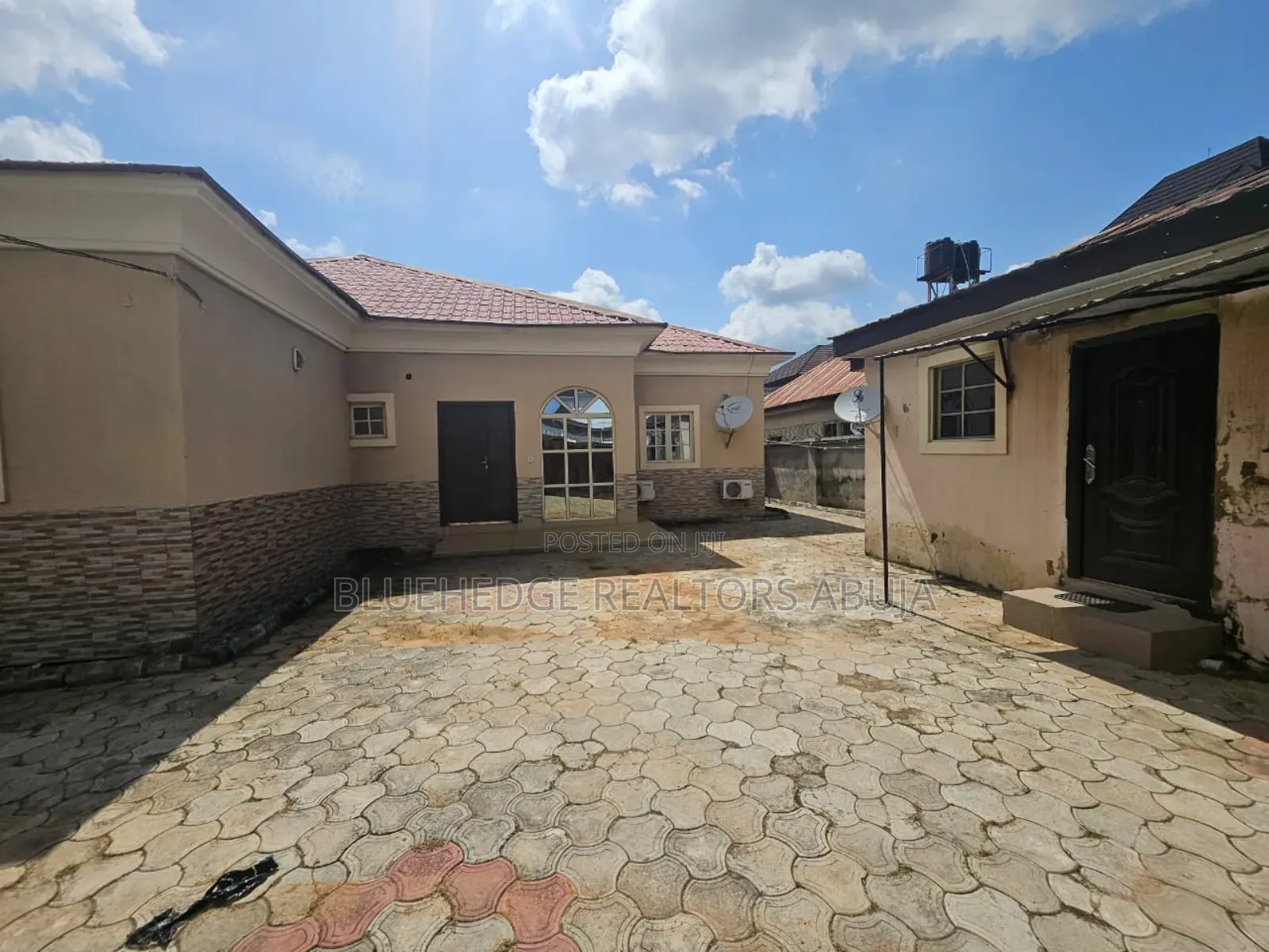 4bdrm Bungalow in Bwari / Bwari for sale