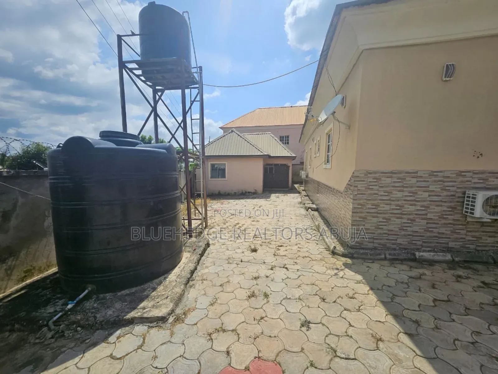 4bdrm Bungalow in Bwari / Bwari for sale