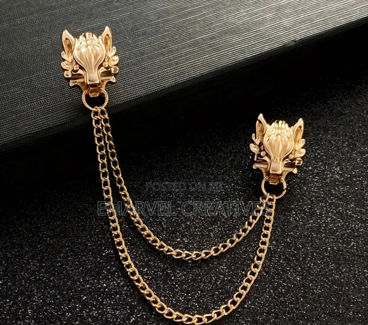 Fashionable Geometric Golden Chain Tassel Suit Pin With Retro Wolf