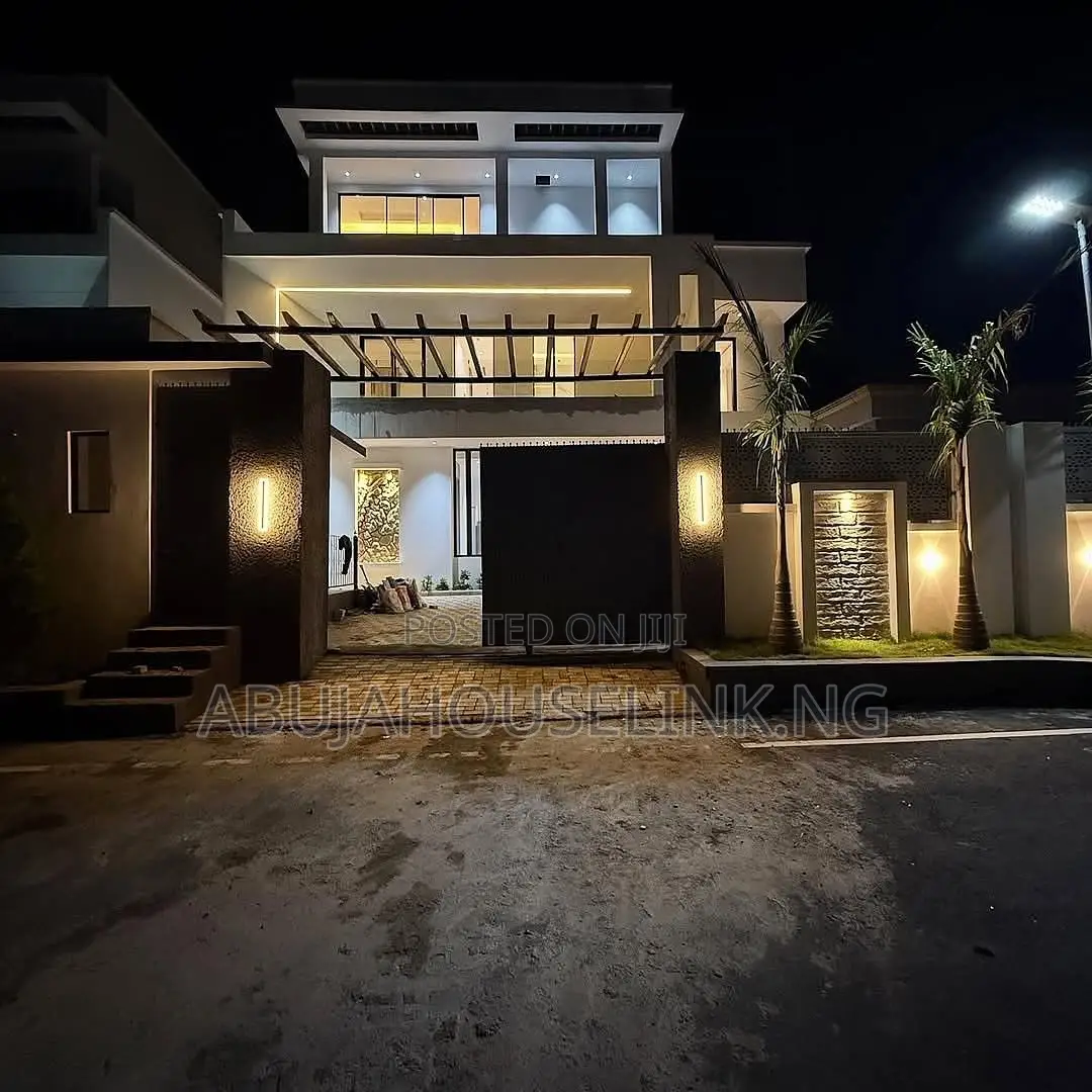 5bdrm Duplex in Maitama Main Abuja for sale