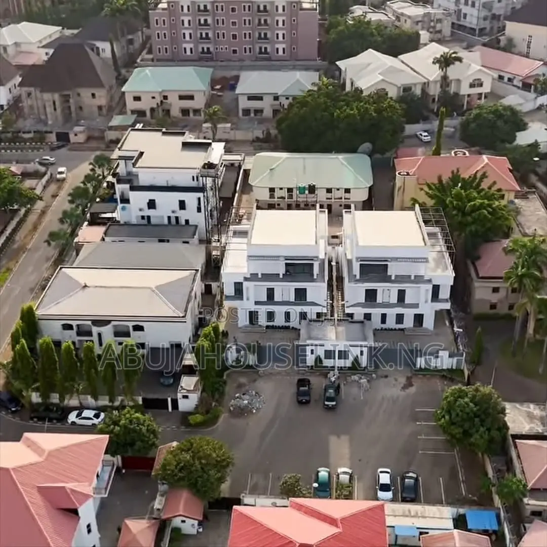 5bdrm Duplex in Maitama Main Abuja for sale
