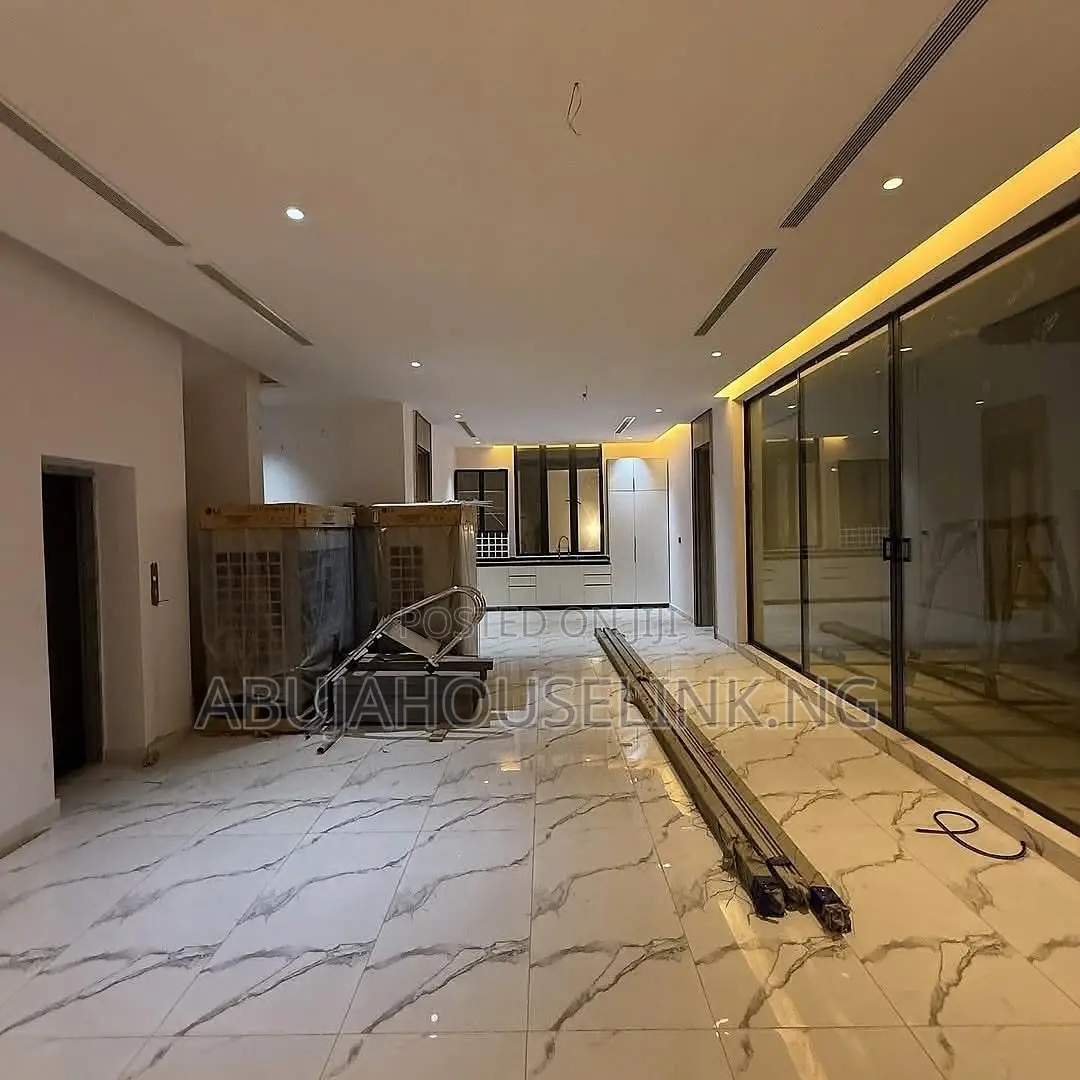 5bdrm Duplex in Maitama Main Abuja for sale