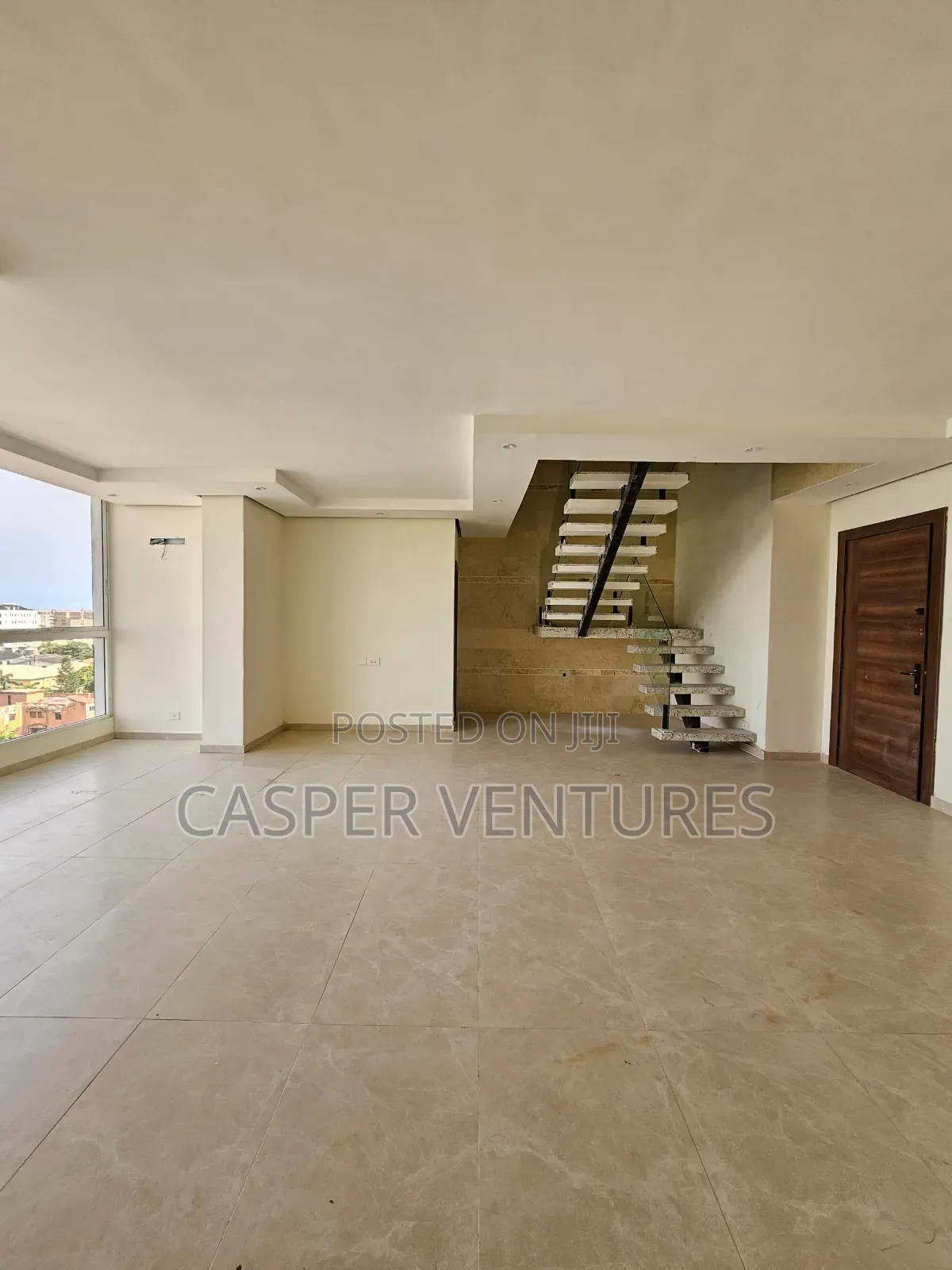 4bdrm Penthouse in Oniru Vi, Victoria Island for sale