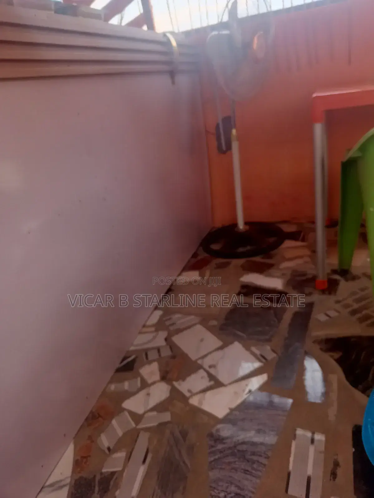 Classy Restaurant(Mini Eatery)/Bar for Sale