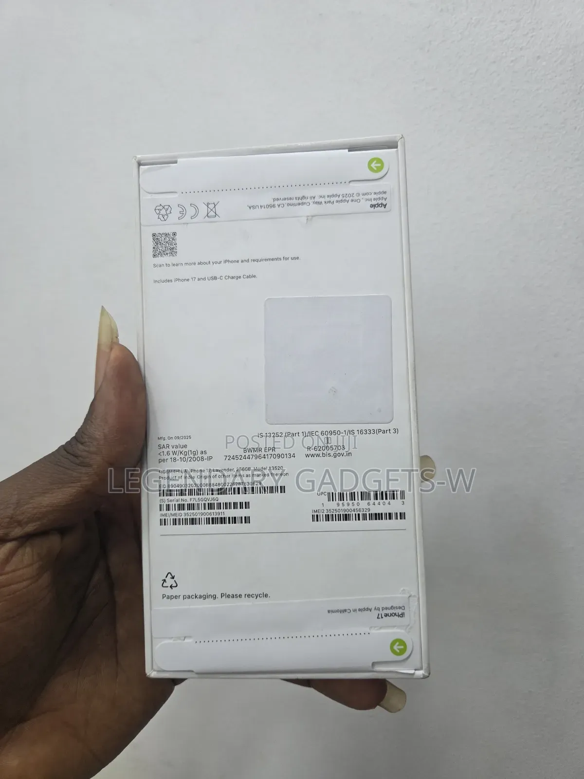 New Apple iPhone 17 256 GB Purple