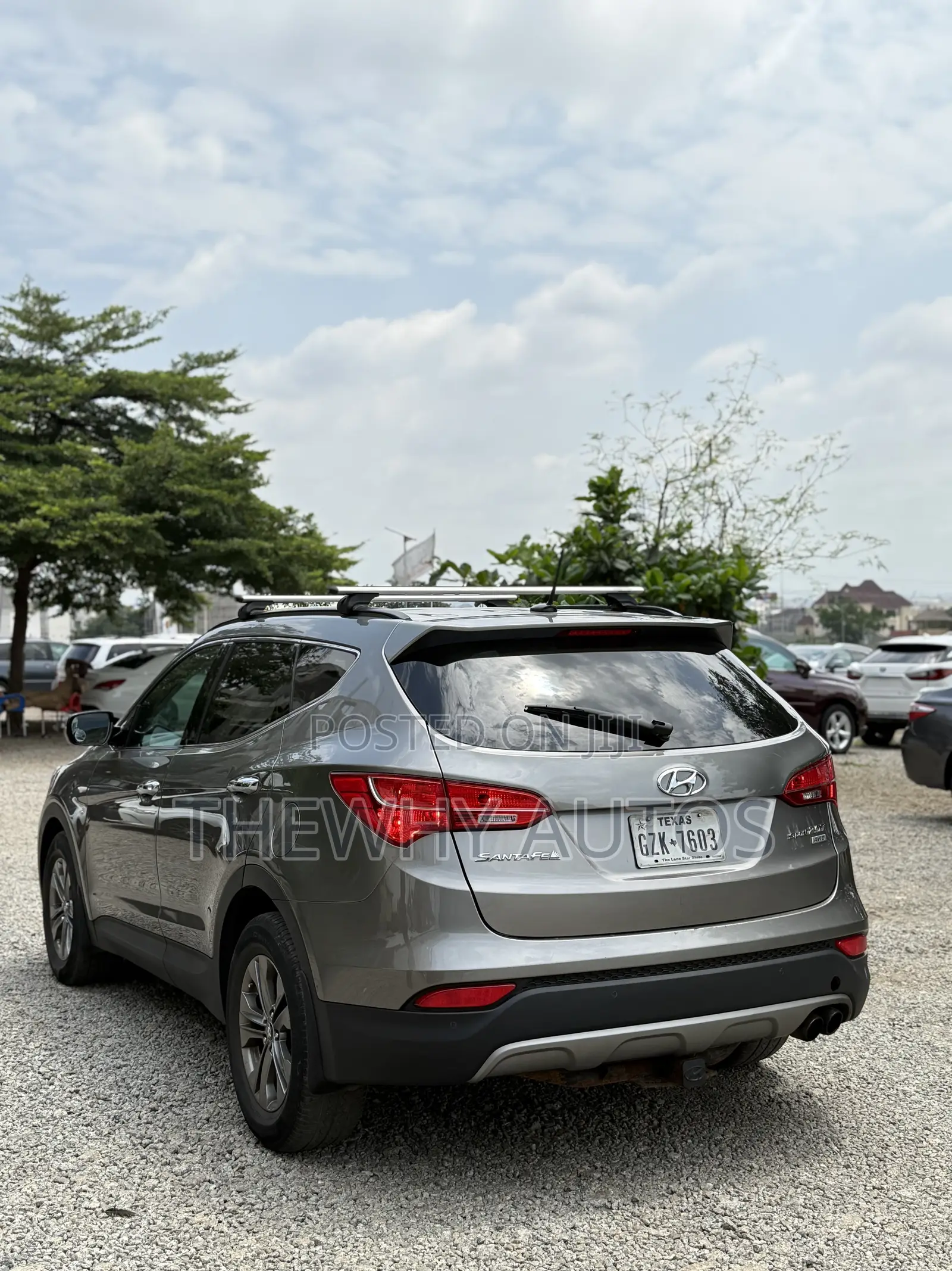 Hyundai Santa Fe GLS 4dr SUV AWD (3.3L 6cyl 6A) 2014 Gray