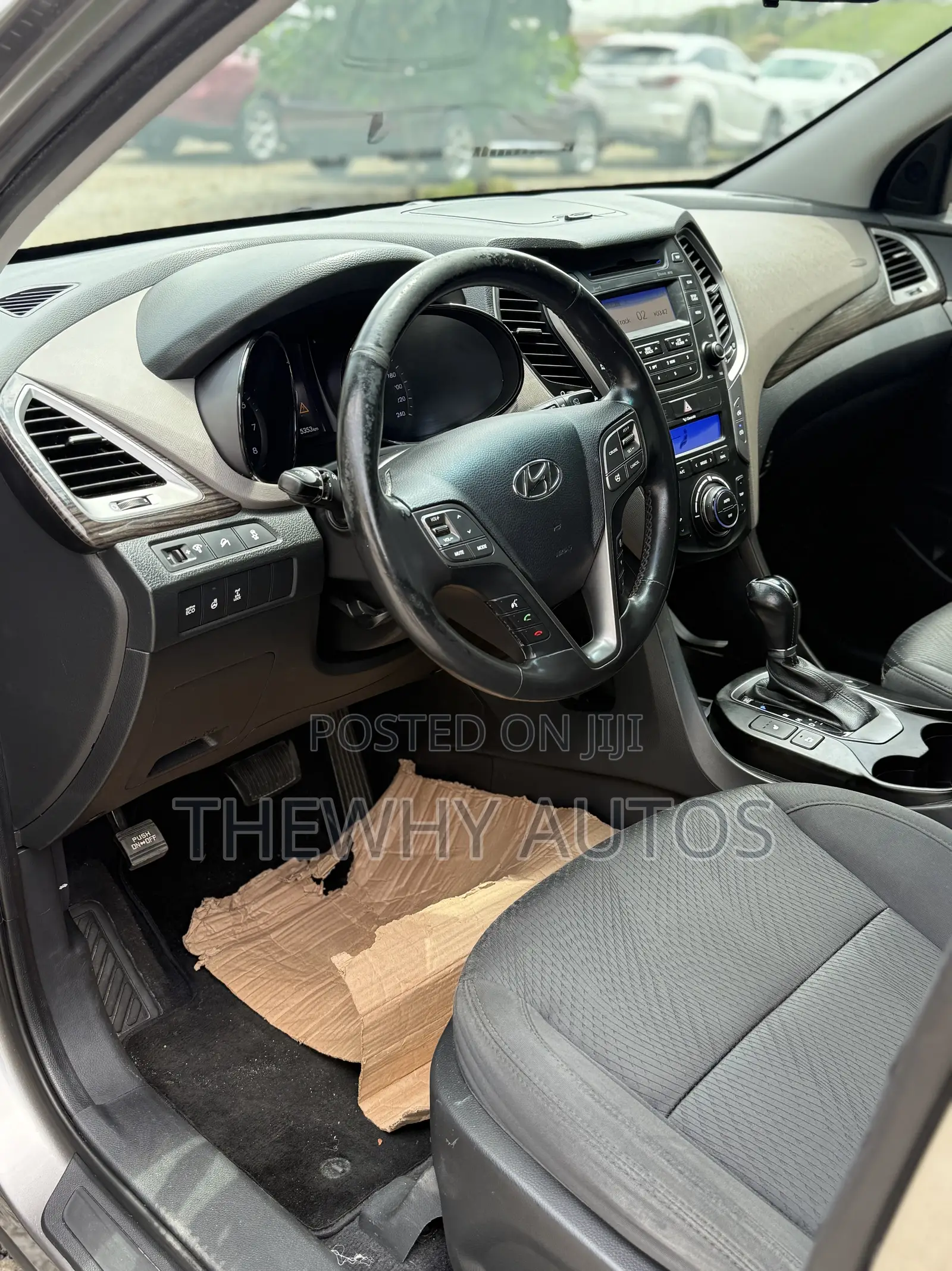 Hyundai Santa Fe GLS 4dr SUV AWD (3.3L 6cyl 6A) 2014 Gray