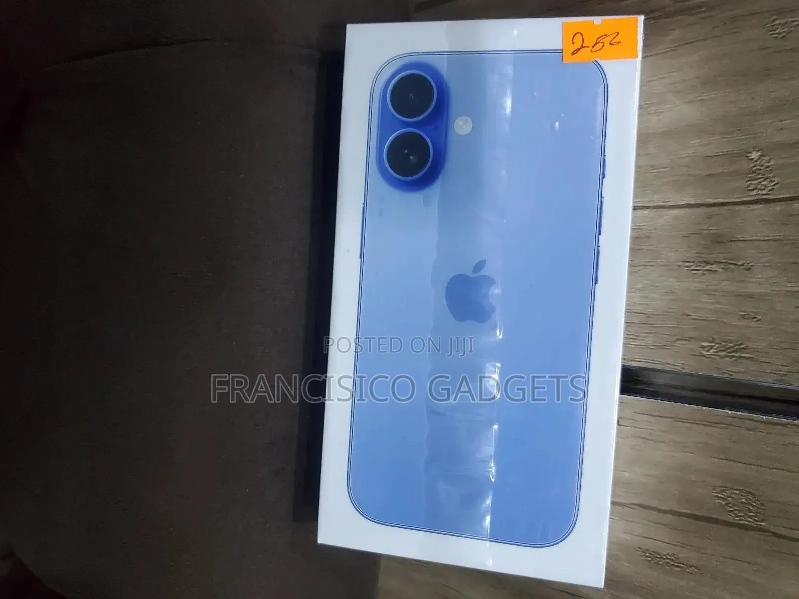 New Apple iPhone 16 256 GB
