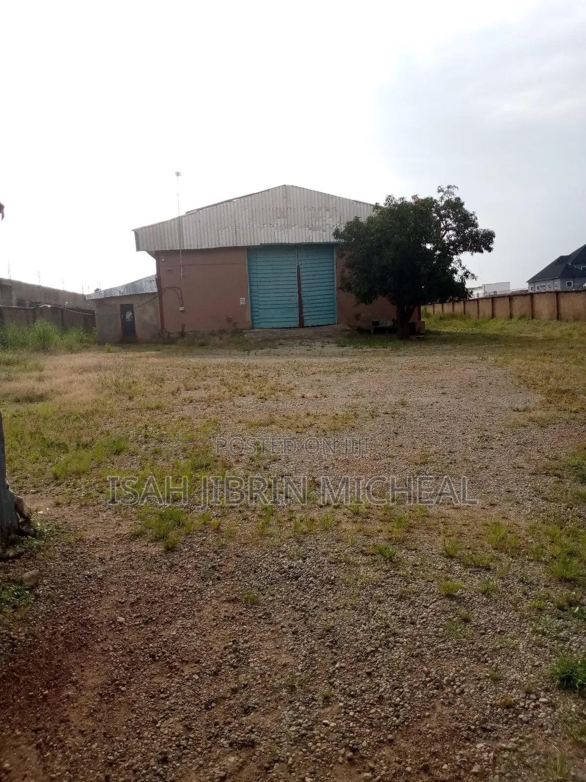 Self Compound Standard Warehouse for Rent at Deidei