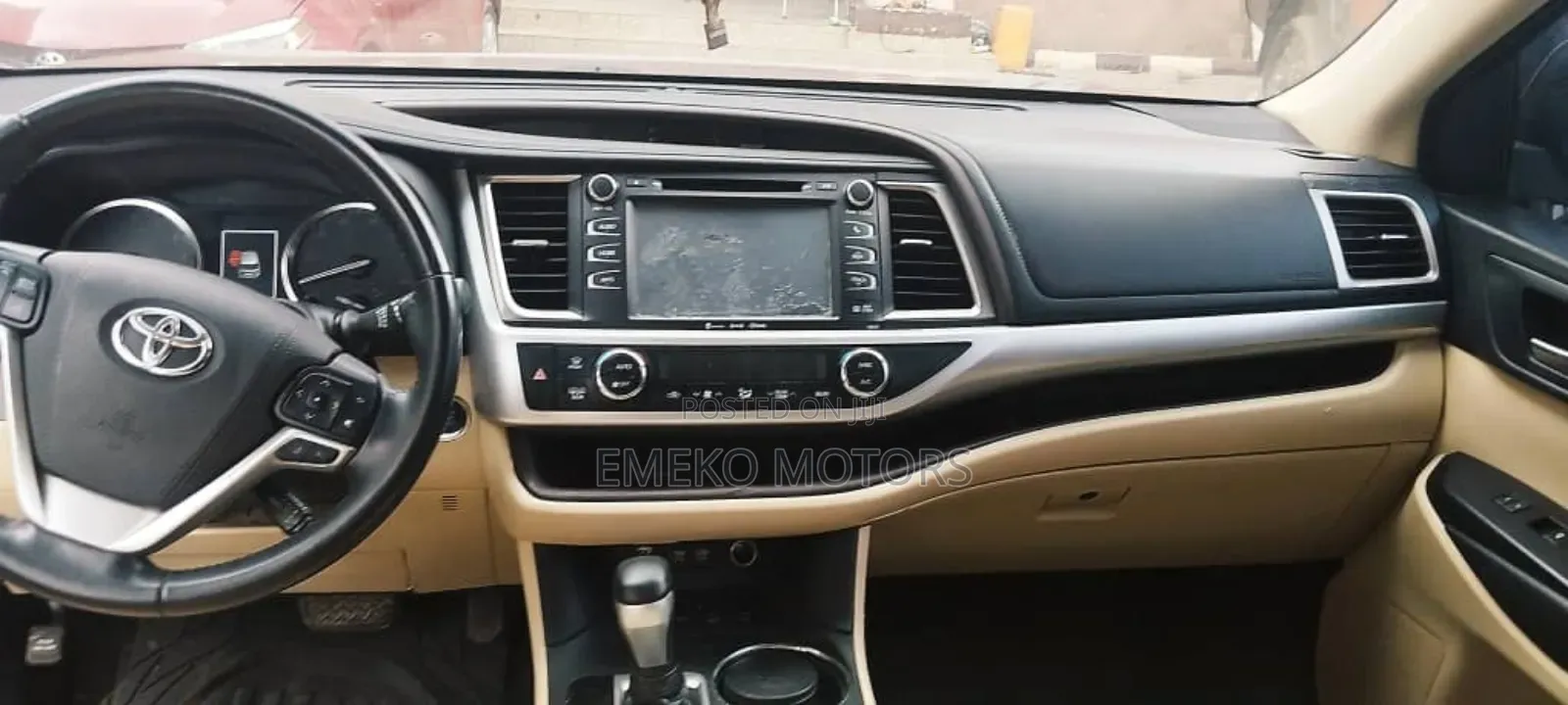 Toyota Highlander XLE 2019 Red