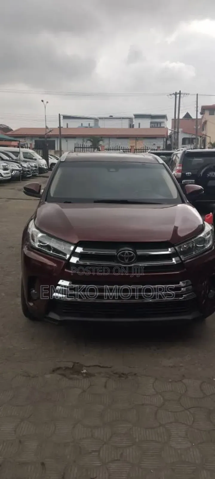 Toyota Highlander XLE 2019 Red