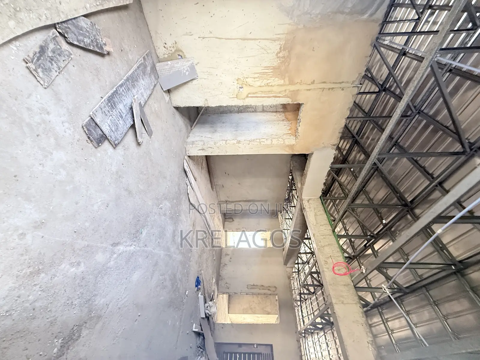 5bdrm Apartment in Osborne Foreshore Estate for sale