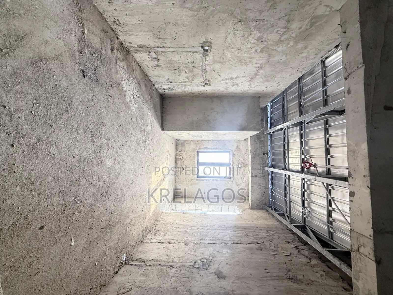 5bdrm Apartment in Osborne Foreshore Estate for sale