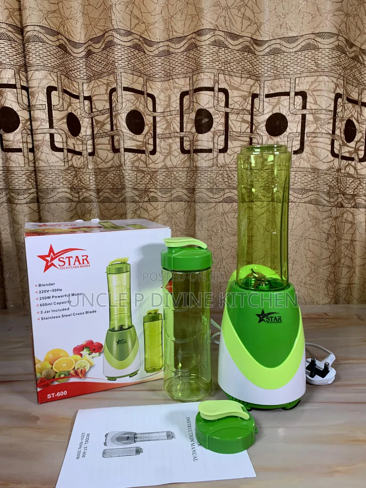 Star Tee Powerful Smoothie Blender, 250w, 2pics 600ml Jar,