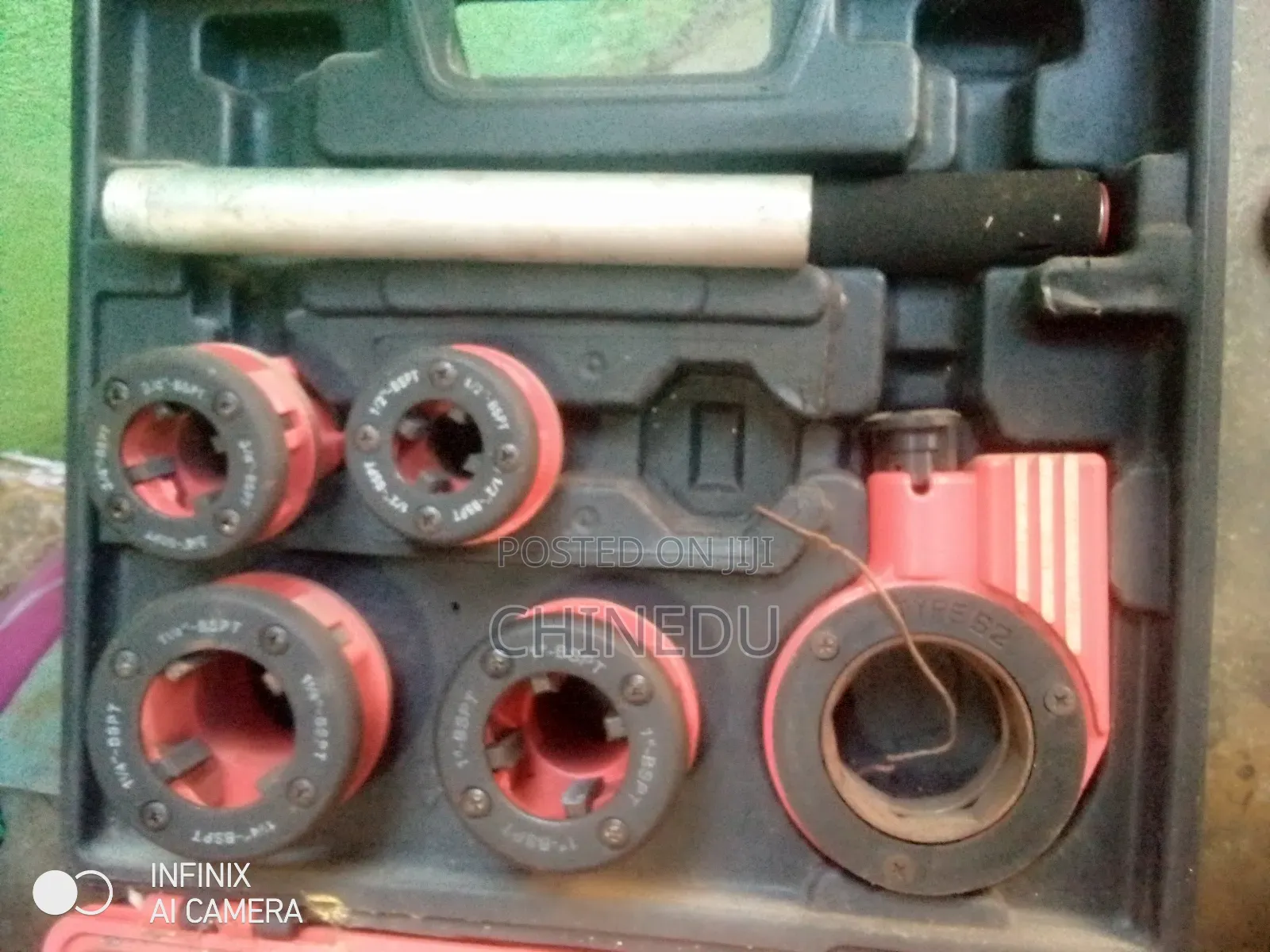 1/2- 11/4 Ratchet Die Stock