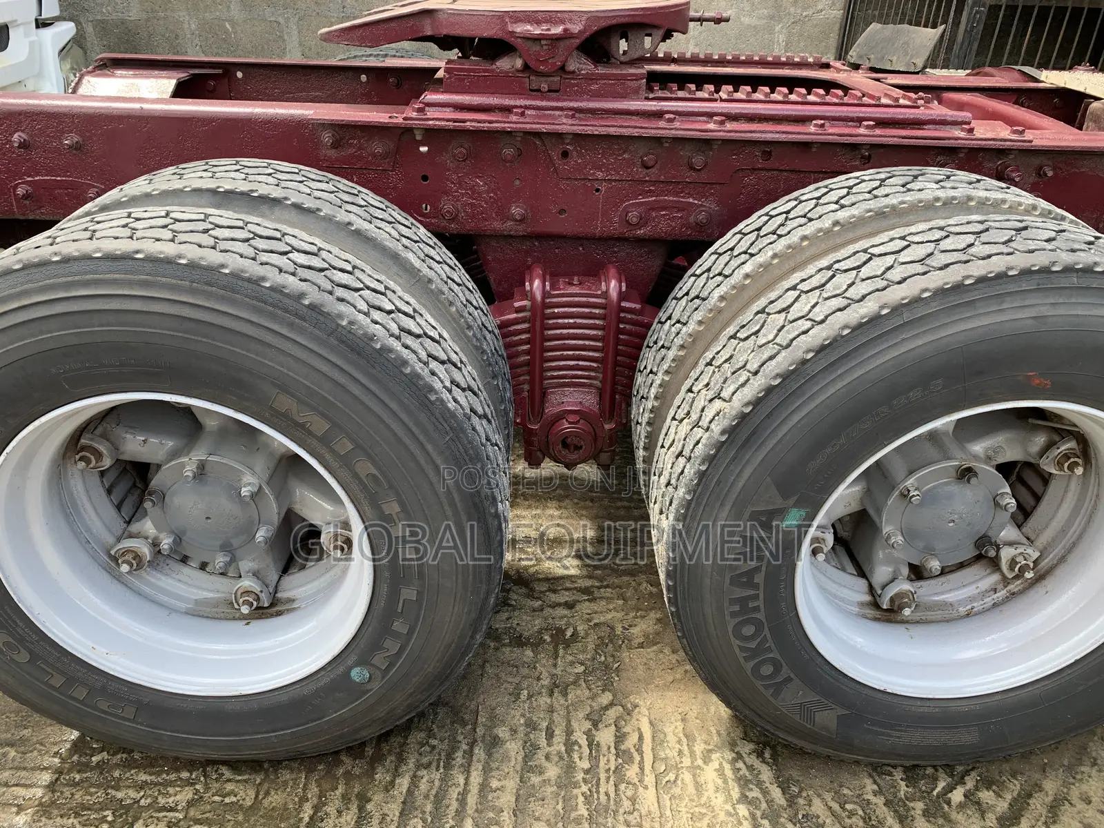 Mack Ch Track