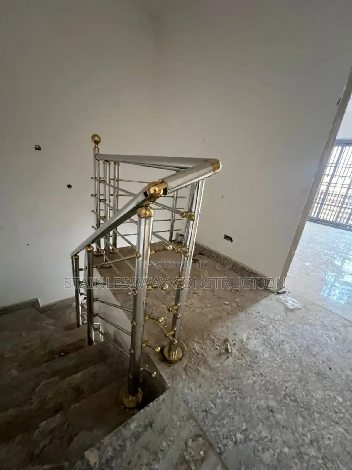 Handrails With Stainless at Mabushi